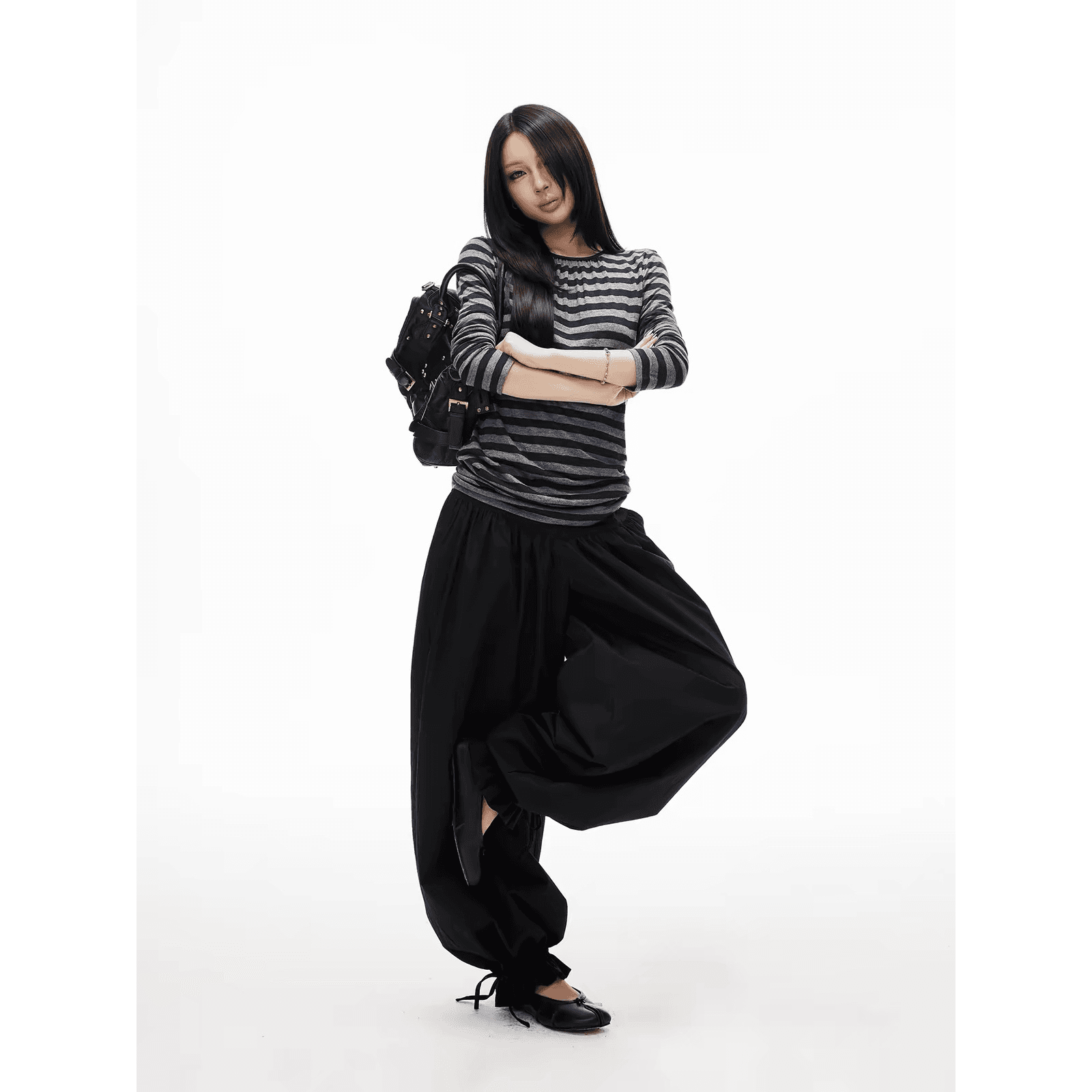 iamxiaa 레트로 숨기기 녹색 재 스트라이프 펌프 Pleat 라운드 넥 대 홀로우 아웃 자르기 백리스 마이크로 루즈핏 허리 수축 맨위 이미지 5