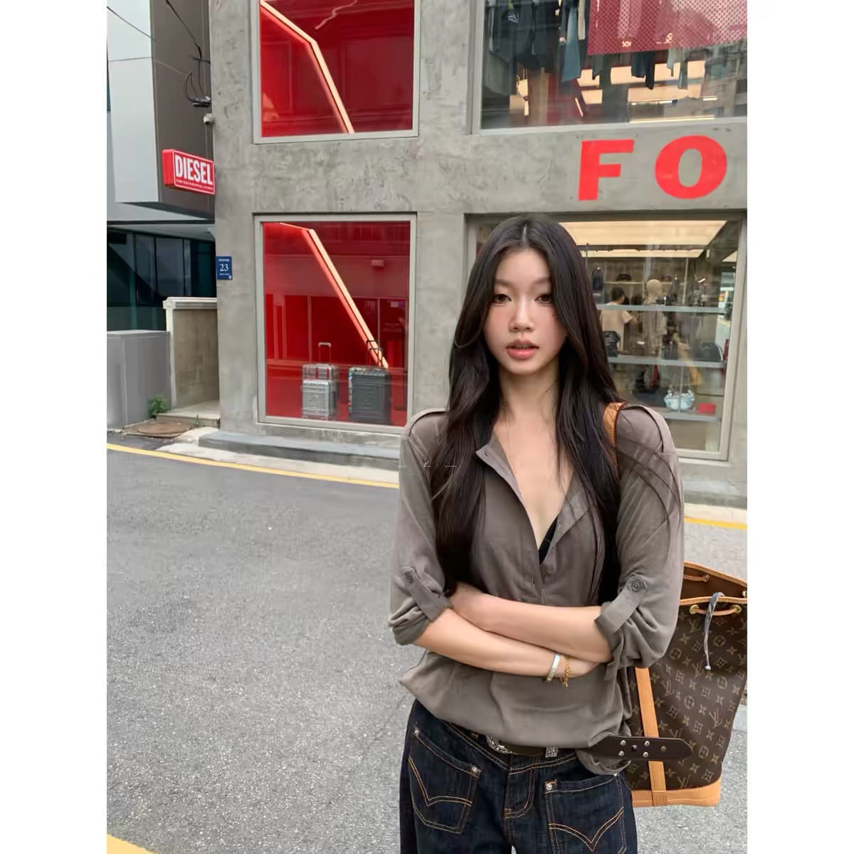 차가운 가죽 itspipi 暮 회색 브라운 느긋한 센스 폴로 칼라 맨위 여성 루즈핏 슬림해 보이는 긴팔 커피 색상 캐주얼 셔츠 이미지 3