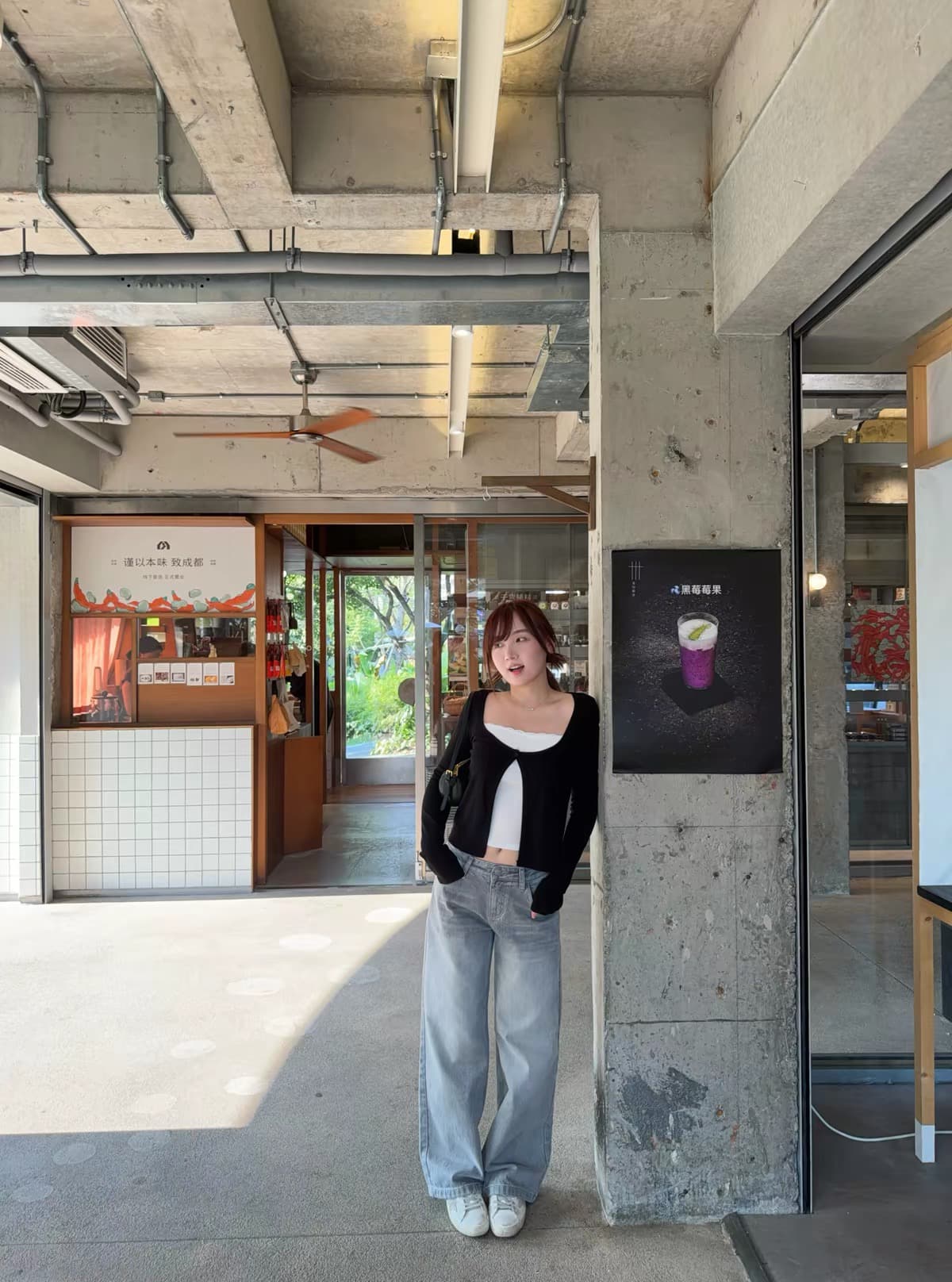 doudou 여드름 페이크 레이어드 긴팔 티셔츠 여성 조기 가을 새로운 한 부서 chic 착용 가져 가라. 디자인 센스 쇼트 스타일 맨위 이미지 3
