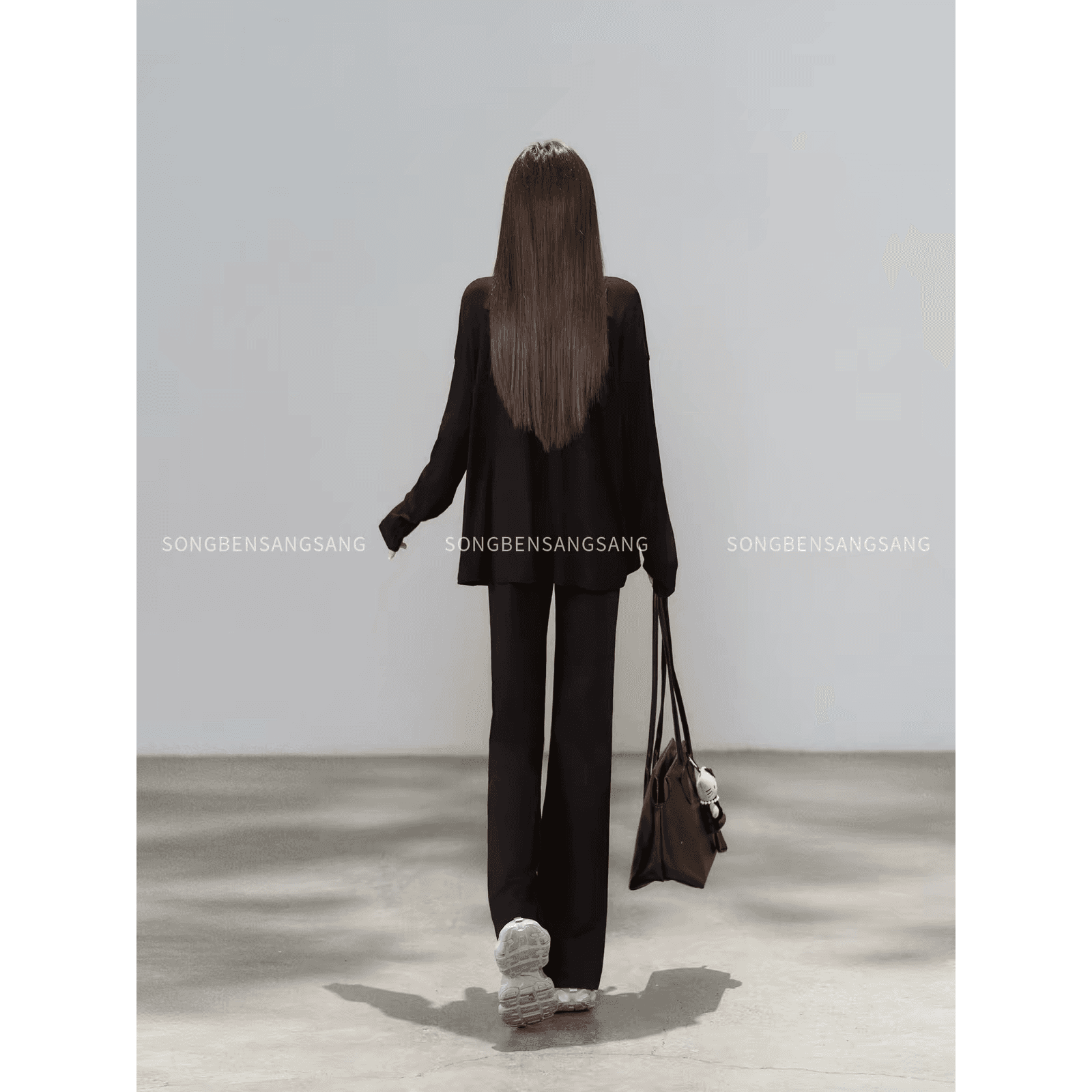 마츠모토 애도 애도 검정색 오픈 가디건 도트 무늬 슬립 높은 허리 바지 세 조각 여성 세트 가을 몸매 가꾸기 출퇴근 캐주얼 세트 이미지 5