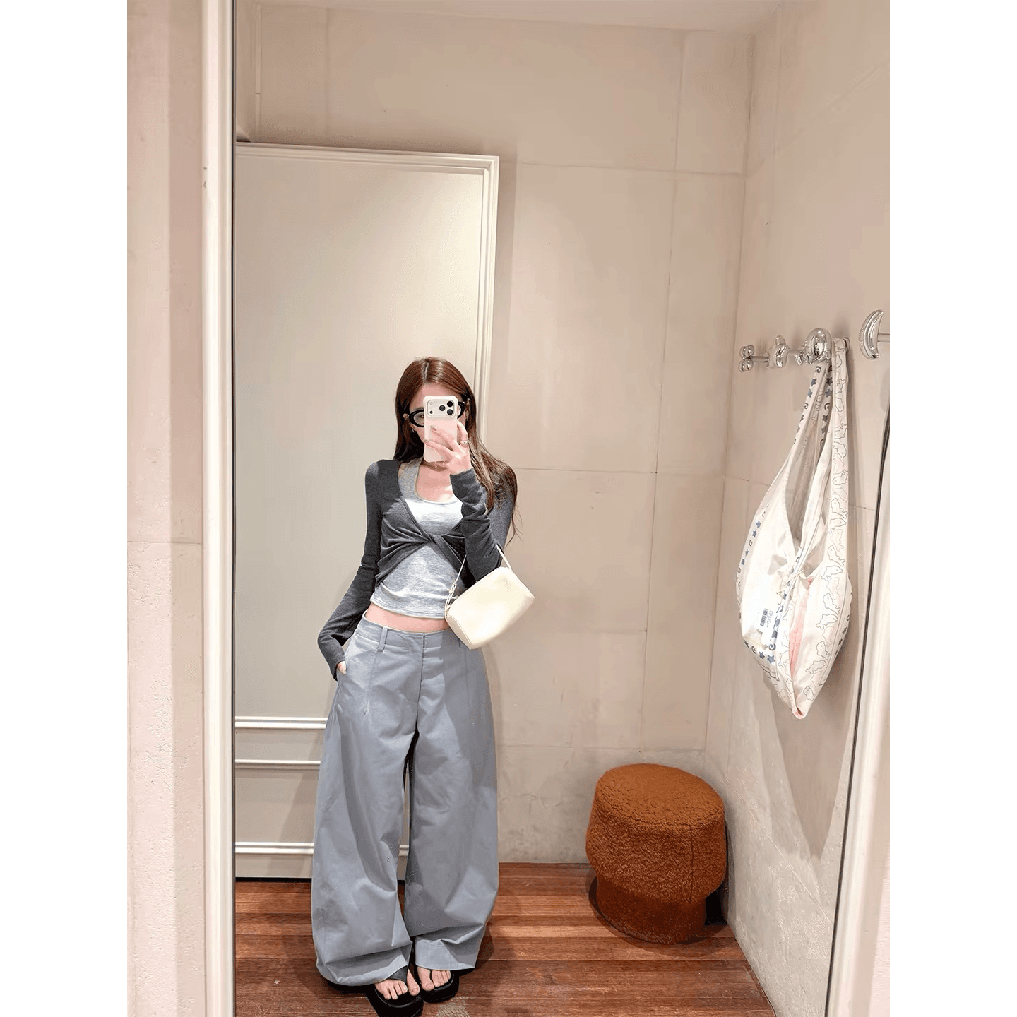yookson 느슨함 산소 센스 라이 경기 서울 면 혼방 페이크 레이어드 맨위 여성 행침 목 비틀림 긴팔 티셔츠 블라우스 이미지 5