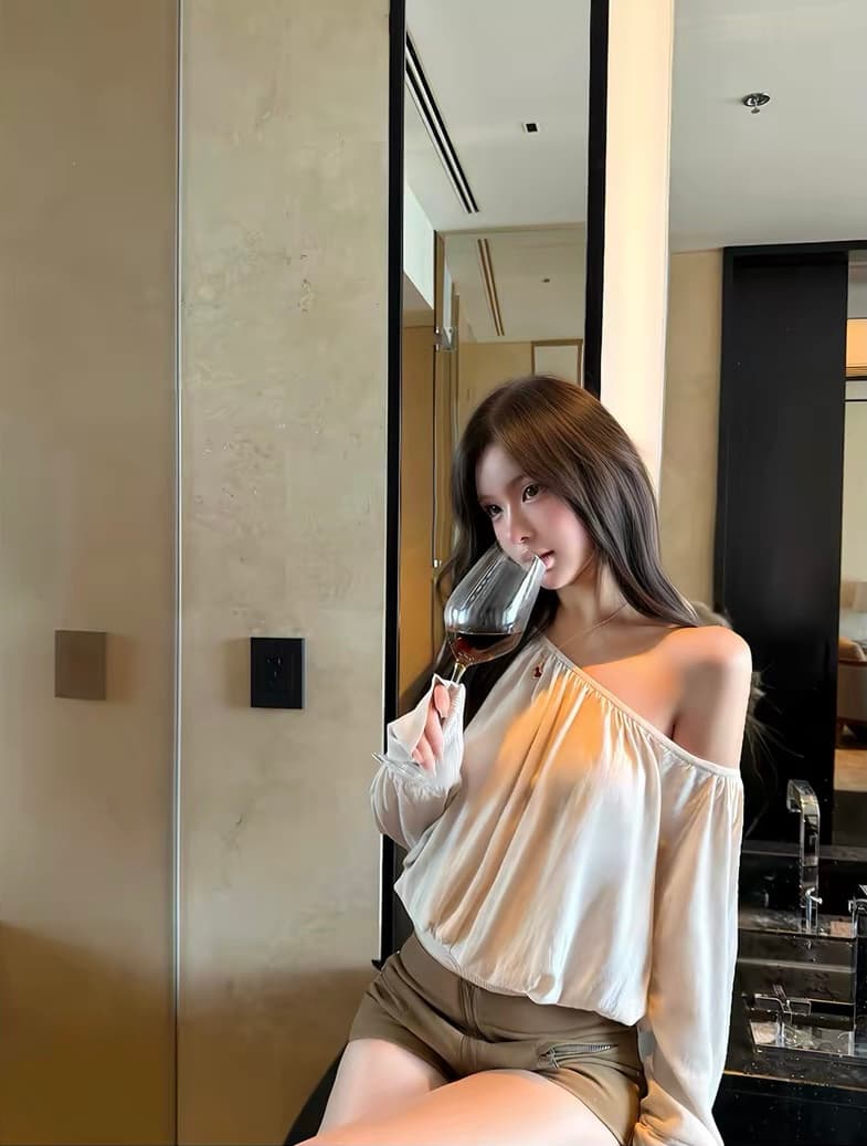 oyff 어디서? 어디서? 와라. 싱글 아마 차가운 셔츠 대 네클라인 펌프 Pleat 긴팔 비스듬한 어깨 니트 맨위 몸매 가꾸기 작은 셔츠