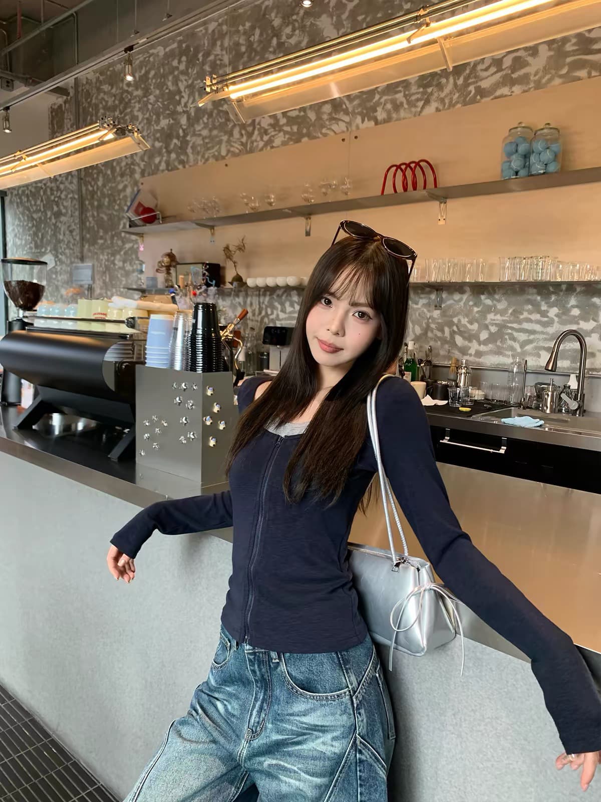 송 긍정적 인 En 송 작은 En 페이크 레이어드 긴팔 티셔츠 여성 가을 착용 가져 가라. 디자인 센스 Chic 한 부서 chic 작은 맨위 상세 이미지 5