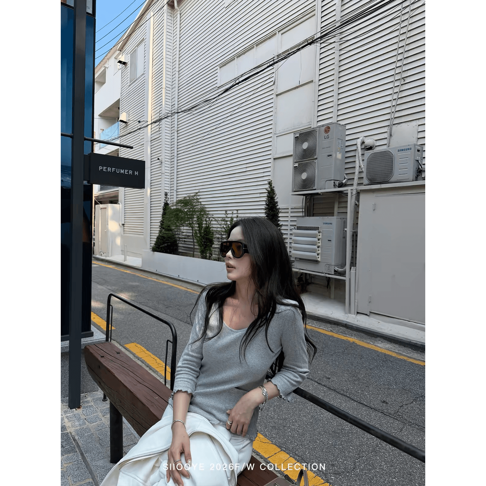 siiooye 보존 면 100% 느슨함 작은 주머니 t 둘 색상 u 칼라 티셔츠 여성 가을 인사이드 가져 가라. 만나는 니트 스웨터 맨위 이미지 5