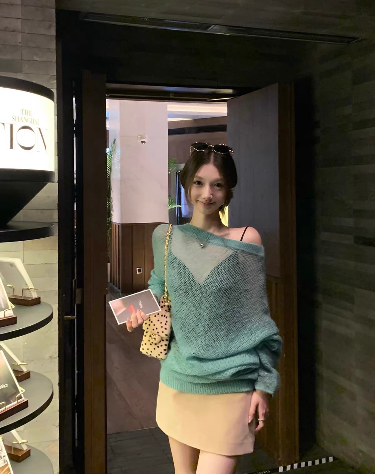 밤나무 코코아 bankelili 흐릿한 부드러운 피부 셔츠 비스듬한 어깨 모헤어 말뚝 더미 니트 스웨터 루즈핏 블라우스 여성