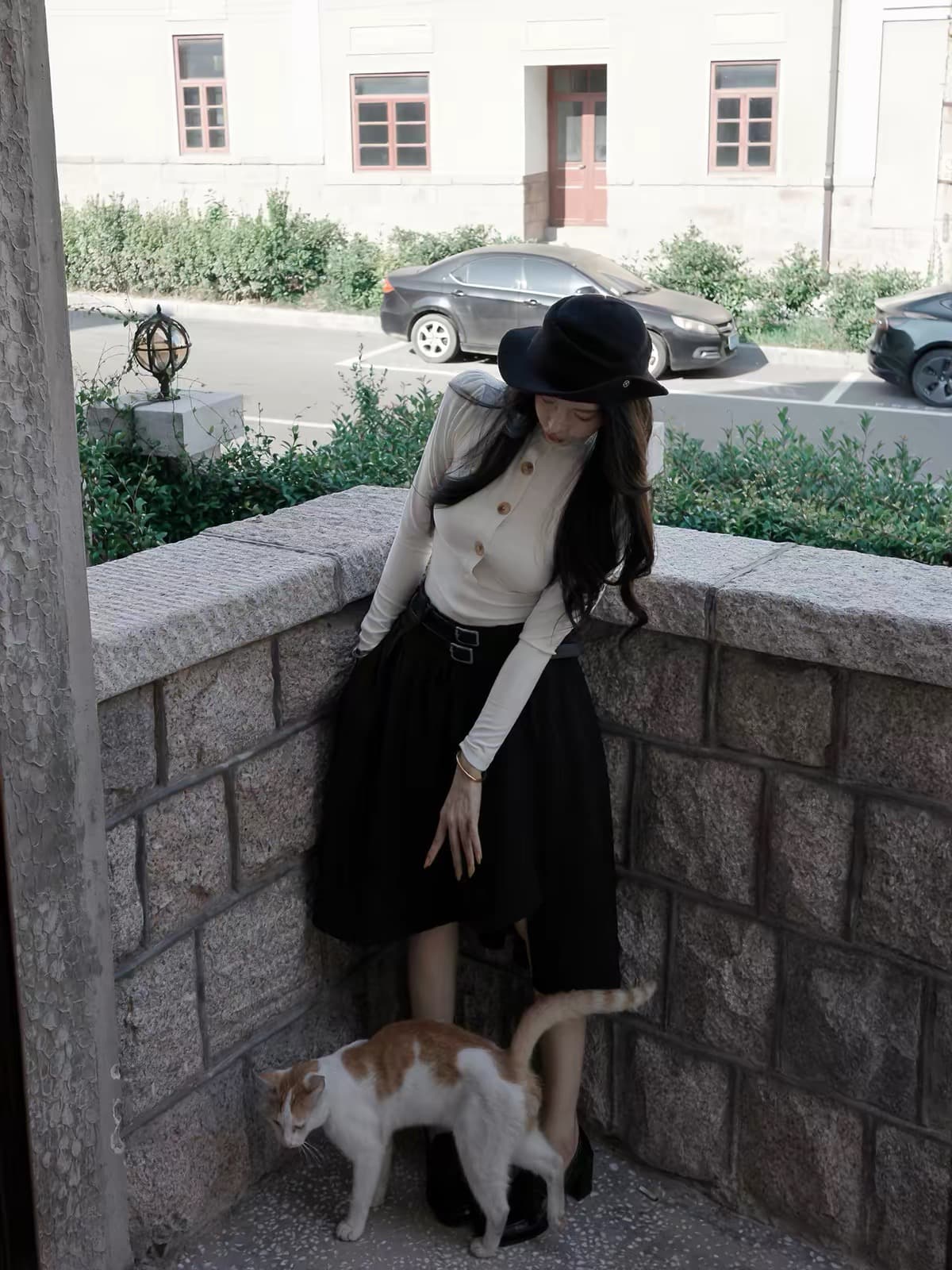 farte shop 달빛 잃어버린 초점 베이지 색 스탠드 칼라 승마자 셔츠 티셔츠 여성 봄 가을 허리 수축 맨위 상세 이미지 2