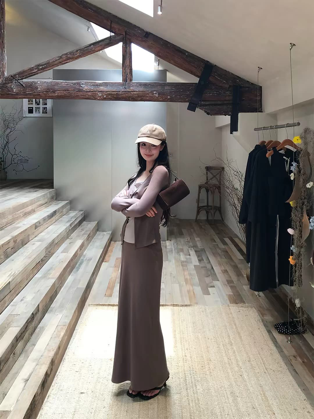 한 번 물고기 잔디 아름다움 매듭 스택 착용 페이크 레이어드 세트 여성 슬림해 보이는 품격 스트레이트 반 스커트 투피스 세트 상세 이미지 5