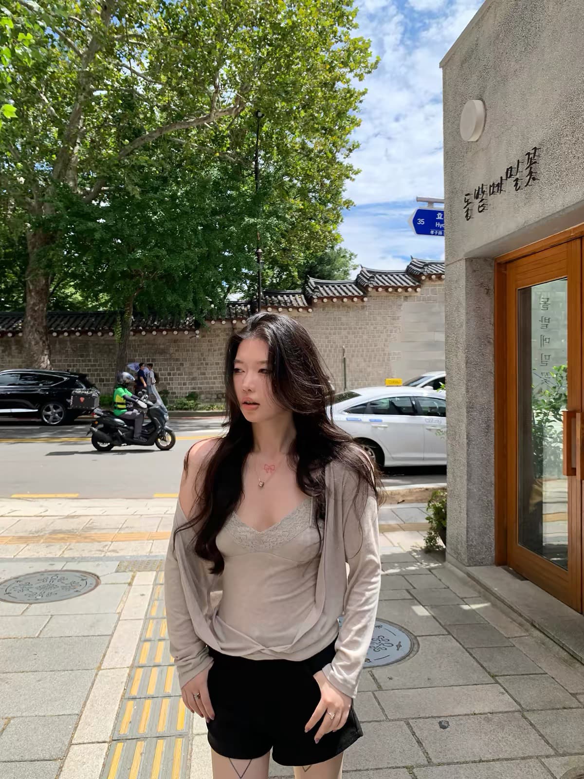 sheepland 작은 한 일기 주간 실크 양모 페이크 레이어드 슬립 오픈 가디건 긴팔 티셔츠 여성 가을 외출용 맨위 상세 이미지 4