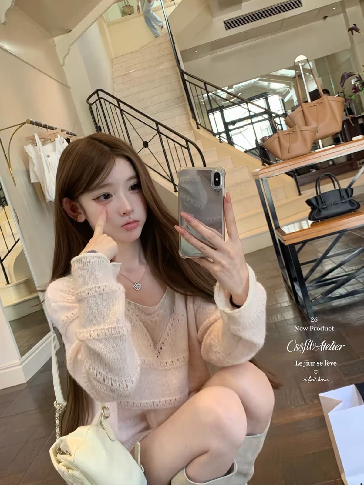 늦게 우산 우산 26 fw 플러시 복숭아 연애 편지 V넥 양모 루즈핏 니트 스웨터 둘 색상 입력 상세 이미지 1