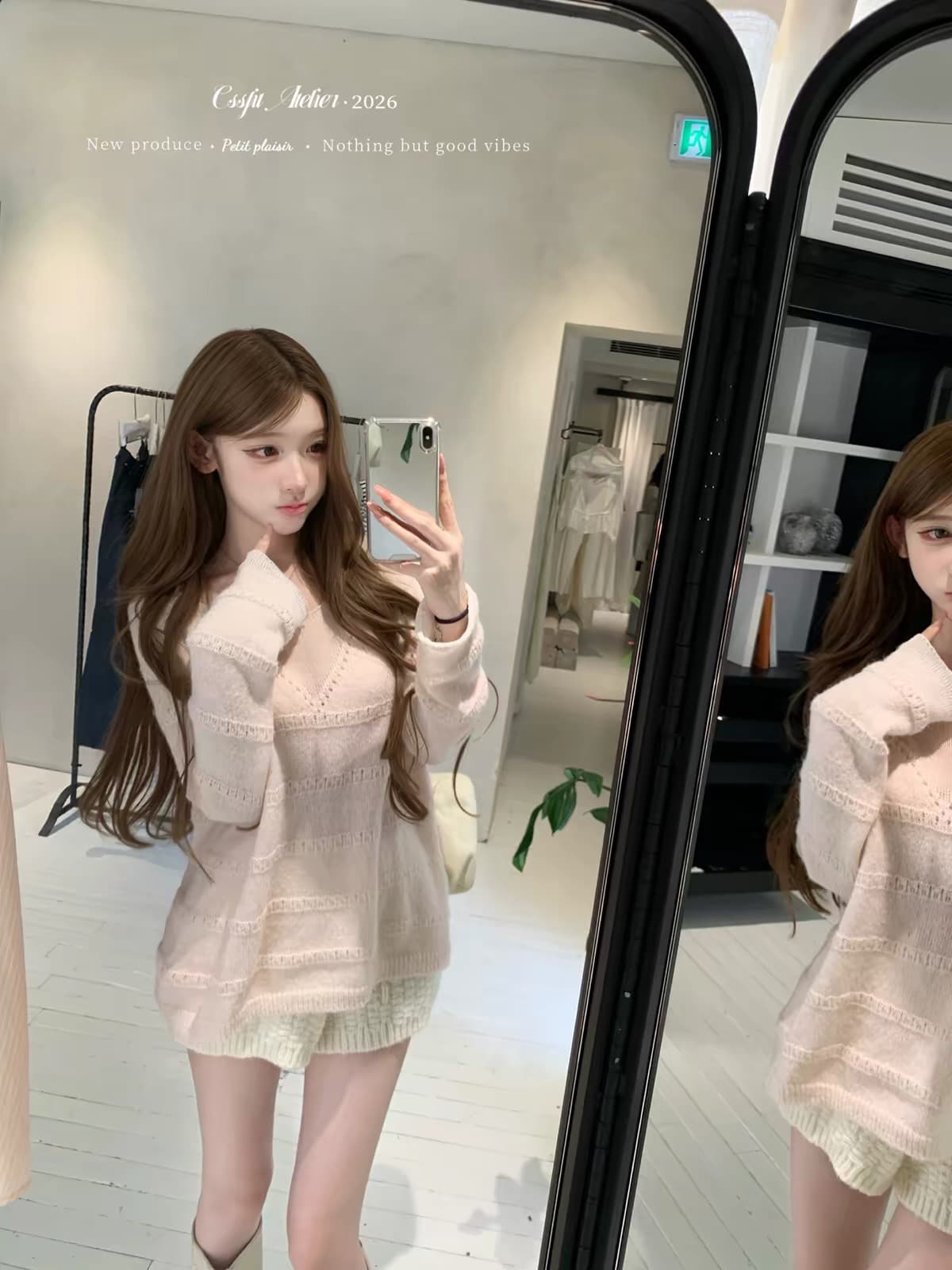 늦게 우산 우산 26 fw 플러시 복숭아 연애 편지 V넥 양모 루즈핏 니트 스웨터 둘 색상 입력 상세 이미지 3