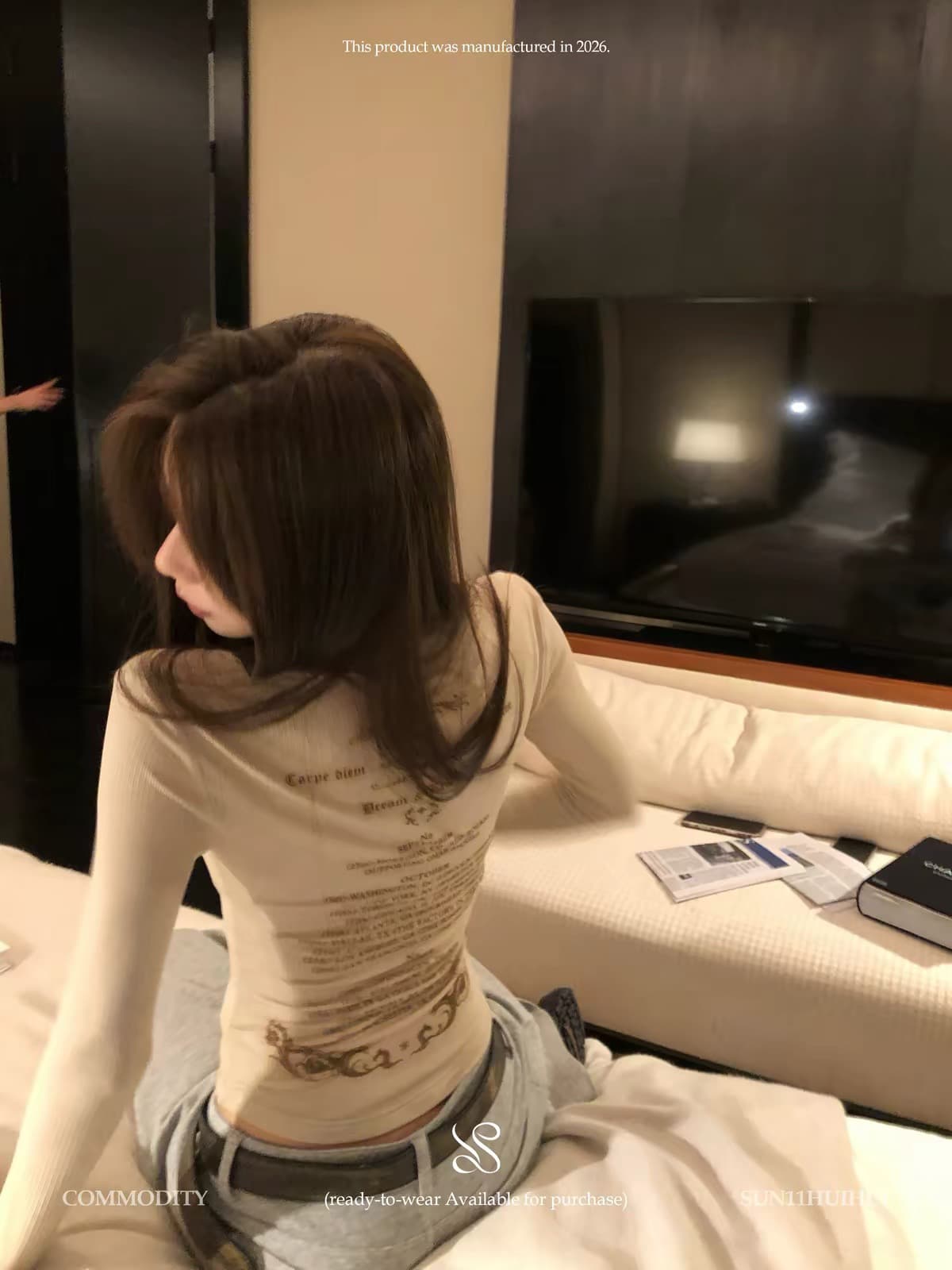 sun11 런던 이전 사이트 라이 경기 서울 프린트 레트로 V넥 맨위 여성 가을 몸매 가꾸기 니트 기본 셔츠 티셔츠