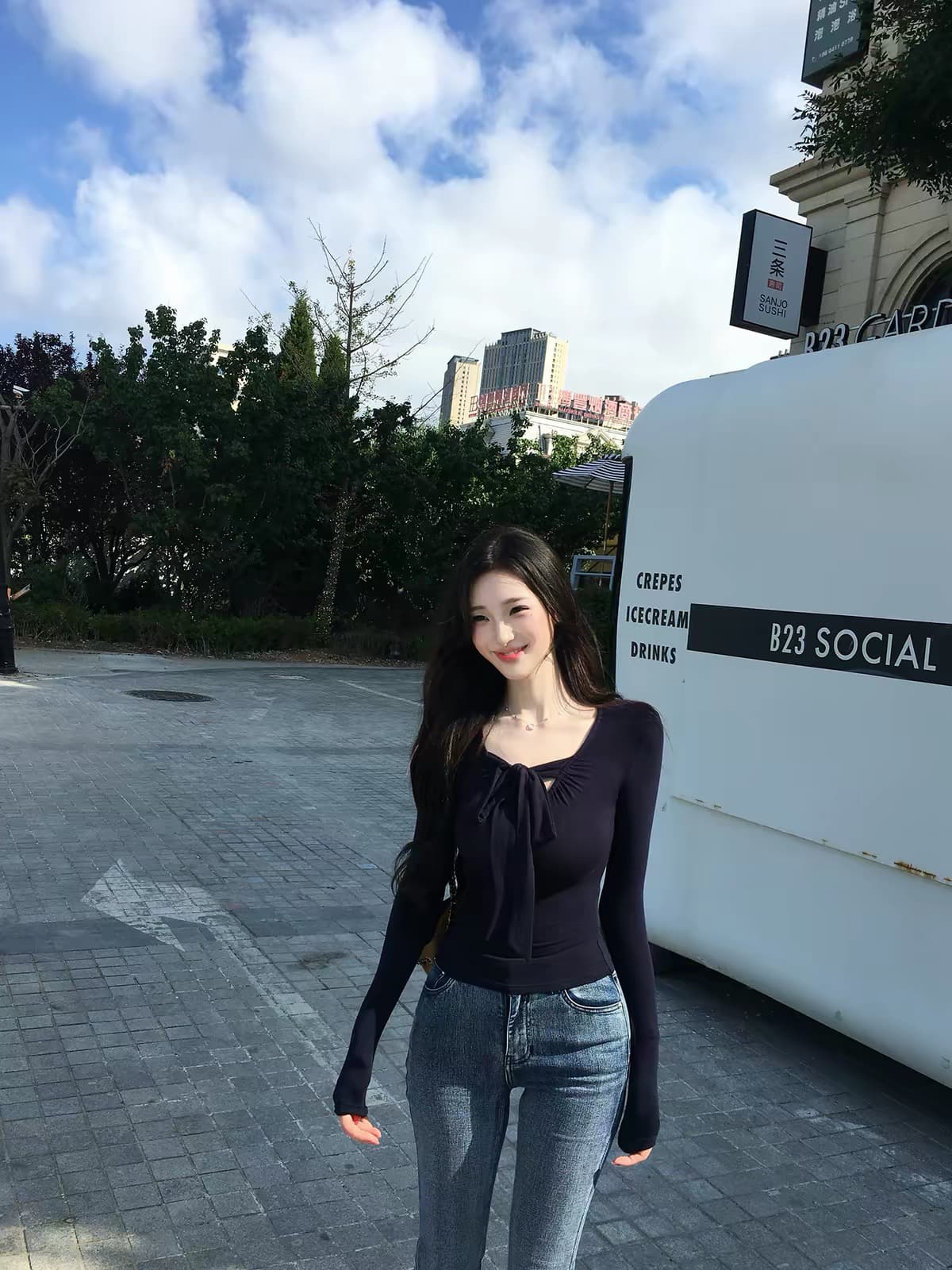 farte shop 내장 모듈러스의 날 접시 나비 매듭 낮은 네크라인 홀로우 아웃 티셔츠 여성 봄 가을 긴팔 허리 수축 맨위 상세 이미지 3