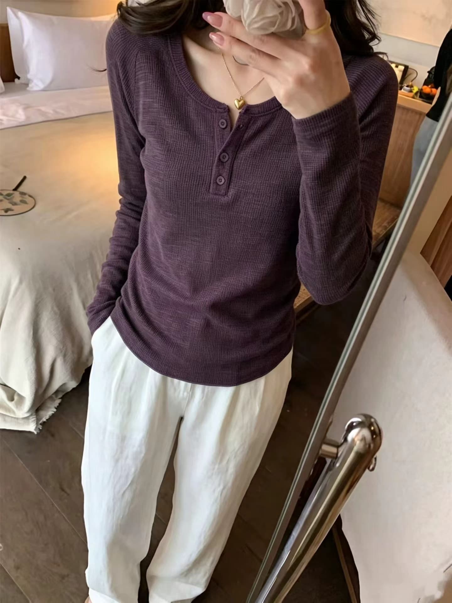 미니멀리즘 느슨함 센스 라운드 넥 단색 긴팔 여성 2026 봄 가을 새로운 슬림해 보이는 다용도 일상 캐주얼 외출용 맨위 상세 이미지 3