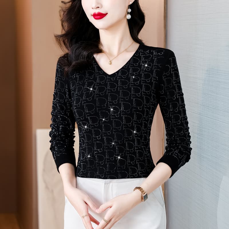 실사 2026 가을 새로운 높음 물품 무거운 작업 핫픽스 알파벳 패턴 품격 슬림해 보이는 V넥 긴팔 면 티셔츠 이미지 3