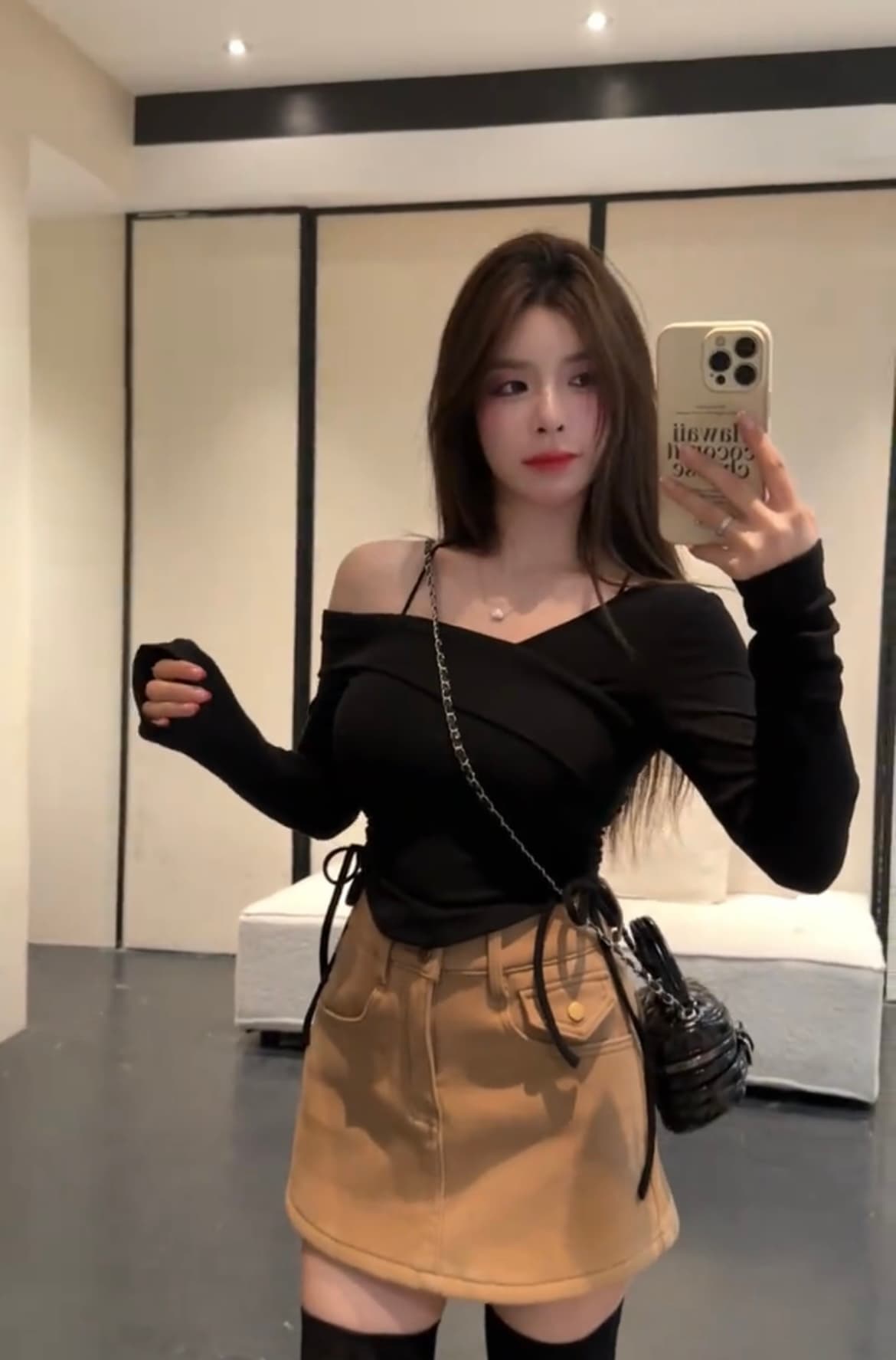 핫걸 바람 긴팔 몸매 가꾸기 비스듬한 어깨 패션 불규칙 두꺼운 플러스 연삭 털 맨위 이미지 3