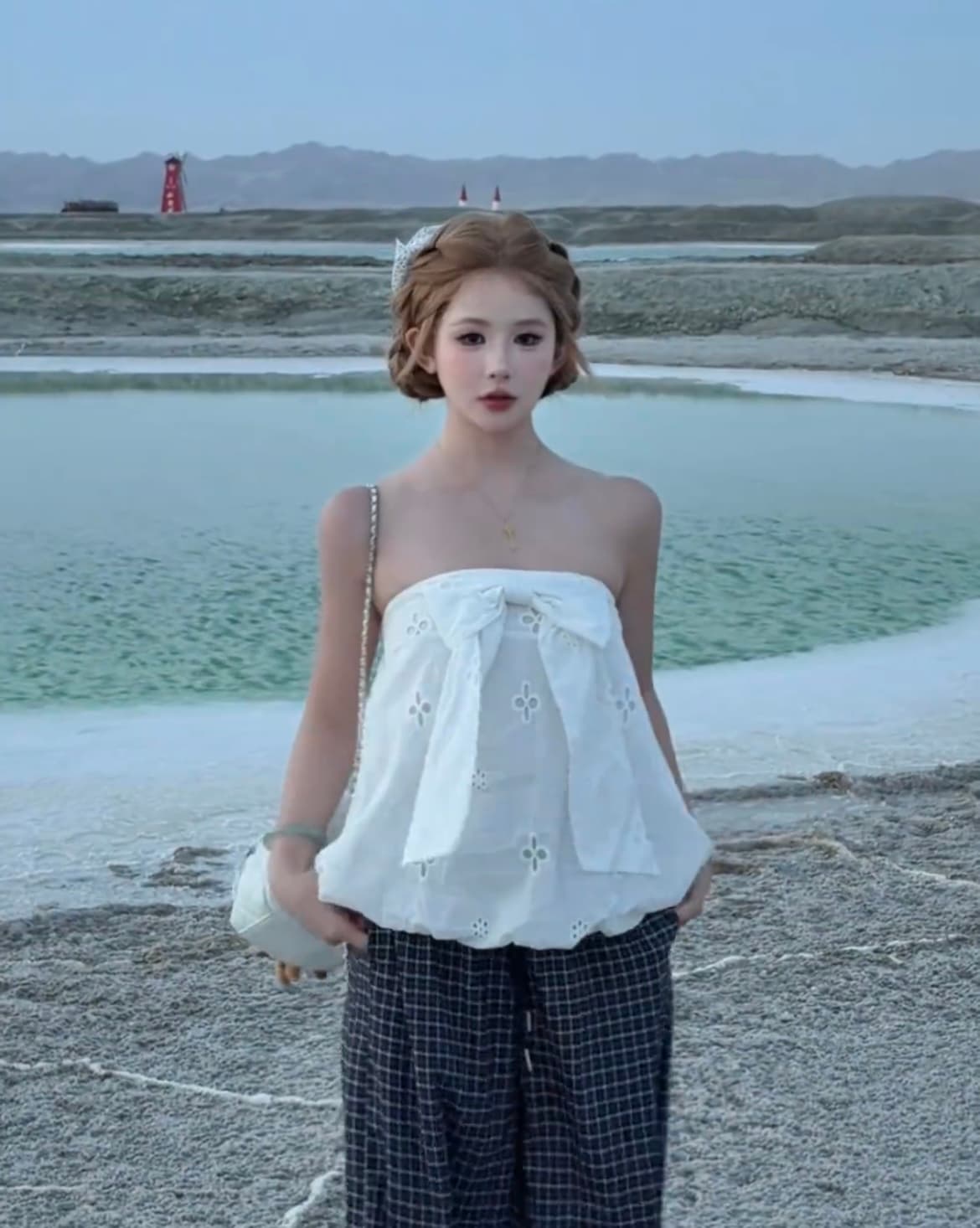 발레 바람 화이트 나비 매듭 홀로우 아웃 자수 튜브탑 조끼 여성 의류 여름 외출용 쇼트 스타일 Chic 꽃밭 맨위