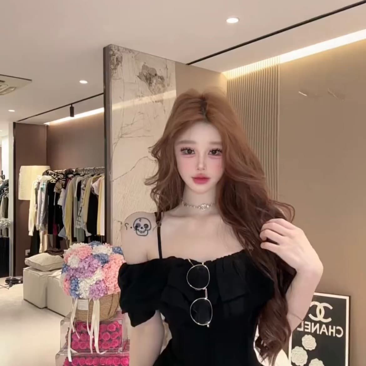 프랑스식 품격 오프숄더 프릴 반팔 여성 셔츠 여름 새로운 디자인 센스 허리 수축 슬림해 보이는 오프숄더 맨위 이미지 5