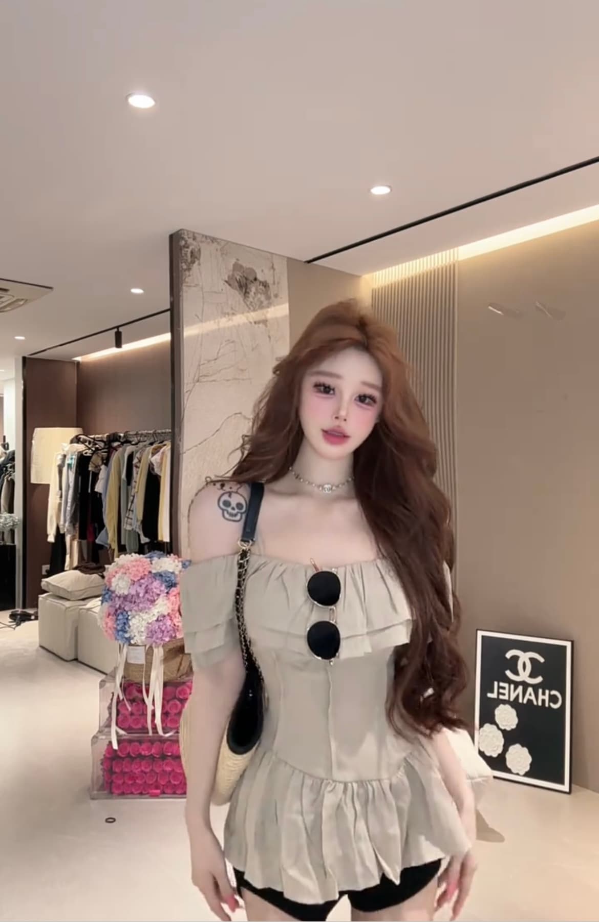 프랑스식 품격 오프숄더 프릴 반팔 여성 셔츠 여름 새로운 디자인 센스 허리 수축 슬림해 보이는 오프숄더 맨위 상세 이미지 18