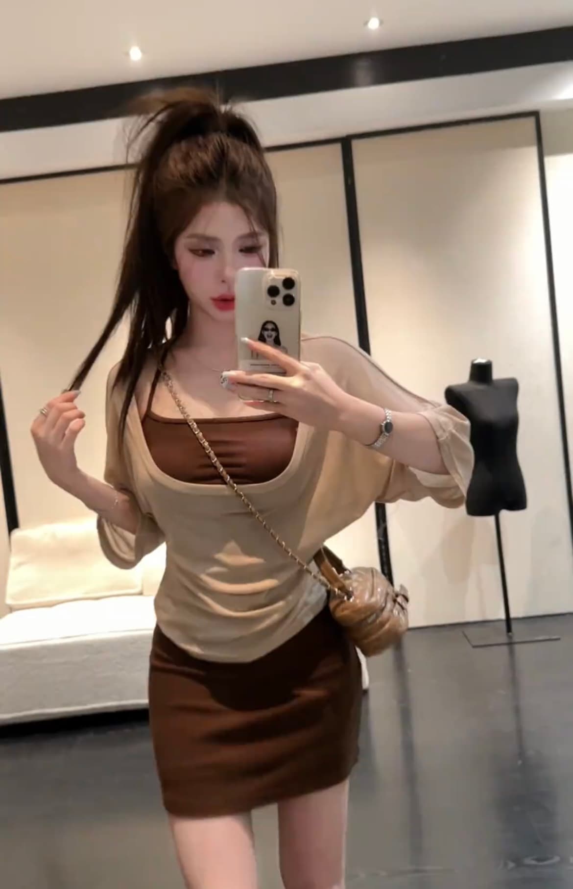한 부서 느긋한 바람 행침 목 조끼 반팔 맨위 하이웨이스트 미니 스커트 세 조각 여성 세트 여름 고급 센스 패션 세트 상세 이미지 15
