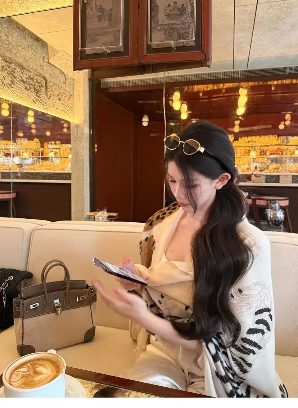 명문 여성 품격 오래된 돈 바람 프린트 스카프 여자 2026 새로운 여행 사진 찍기 세련된 고급 센스 숄 스카프 상세 이미지 4