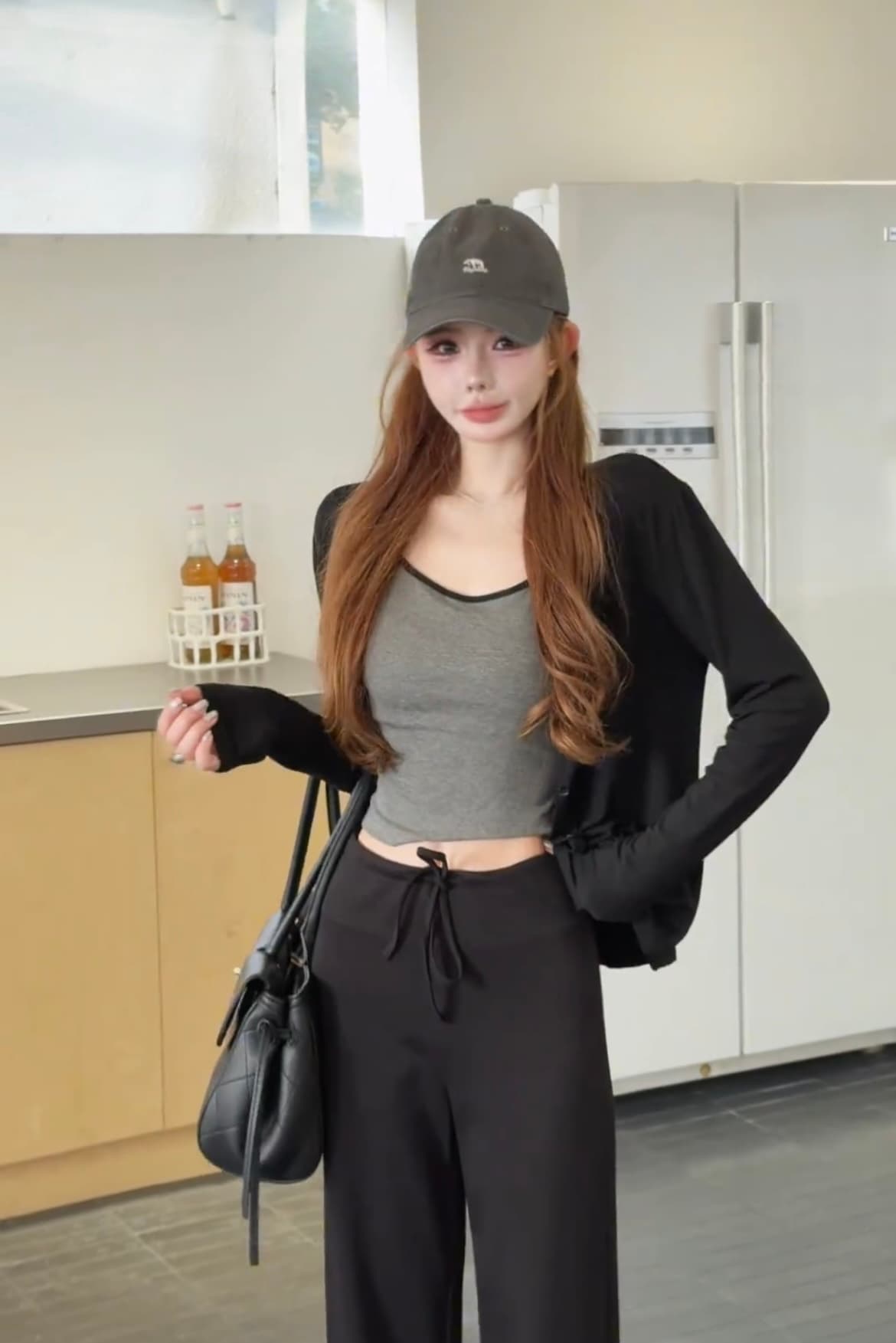 한 부서 핫걸 캐미솔 긴팔 오픈 가디건 쇼트 스타일 투피스 세트 넓은 다리 길이 바지 세 조각 세트 여성 가을 상세 이미지 6
