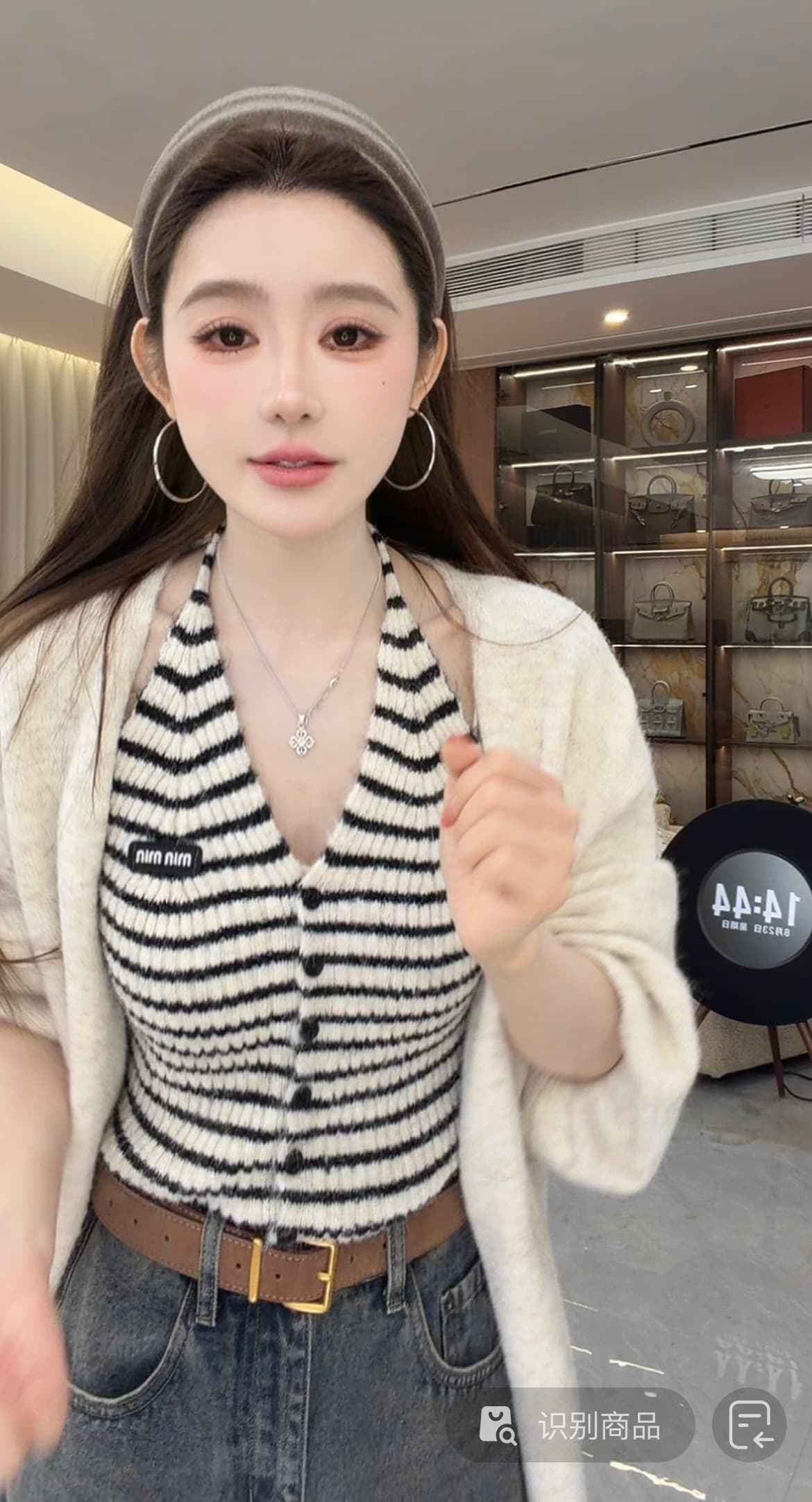 달콤함 품격 V넥 스트라이프 조끼 니트 오픈 가디건 두 조각 여성 세트 가을 새로운 품격 다용도 패션 세트 상세 이미지 2