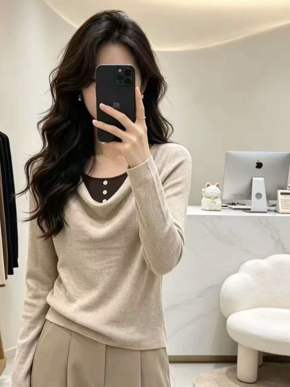 어두운 회색 페이크 레이어드 배색 니트 스웨터 여성 이른 가을 새로운 빛 요리 한 바람 긴팔 슬림해 보이는 고급 센스 예쁜 스웨터 상세 이미지 3