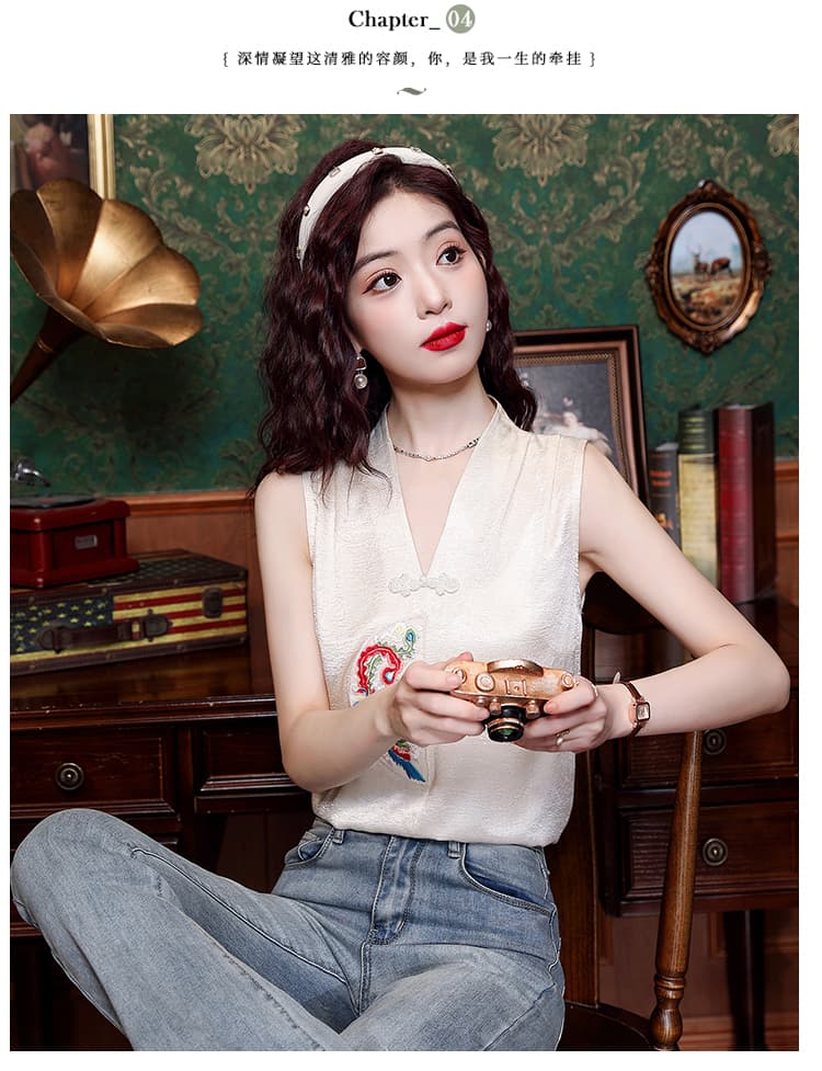 2026 여름 새로운 차가운 여름 디자인 센스 민소매 v 맨위 칼라 레트로 작은 대중 상세 이미지 13