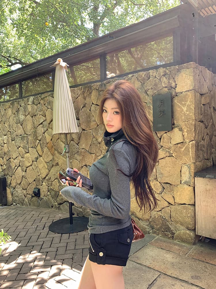 실사 2026 가을 새로운 세련된 견장 터틀넥 기본 셔츠 여성 몸매 가꾸기 슬림해 보이는 다용도 차가운 센스 긴팔 티셔츠 상세 이미지 53