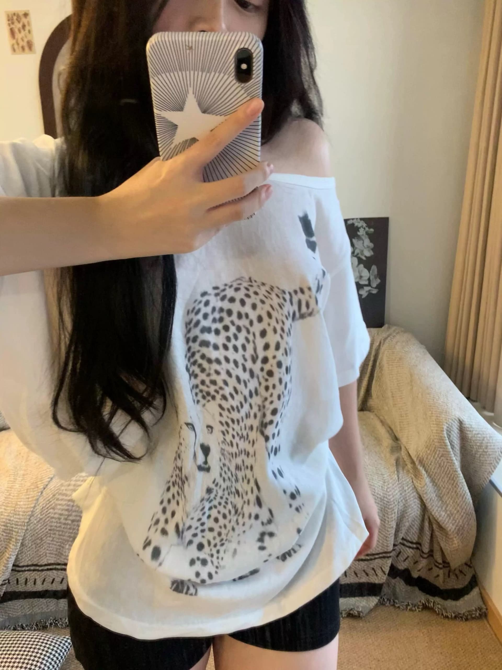 얇은 스타일 아메리칸 레트로 표범 곡물 프린트 비스듬한 오프숄더 반팔 티셔츠 여름 새로운 캐주얼 맨위 상세 이미지 5