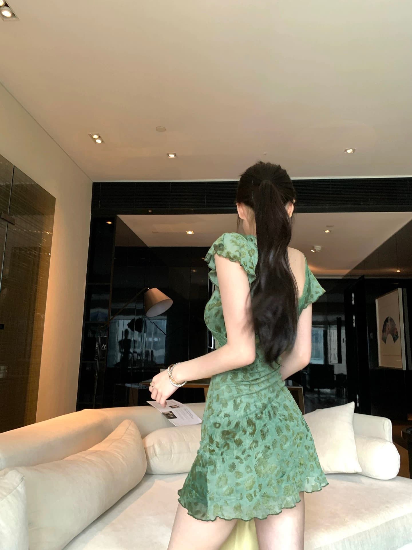 wuu2sweet 우 너무 달콤한 레이스 작은 날다 소매 비스듬한 자르다 레오파드 무늬 치마 여성 깊은 v 섹시함 몸매 가꾸기 허리 수축 드레스 상세 이미지 3