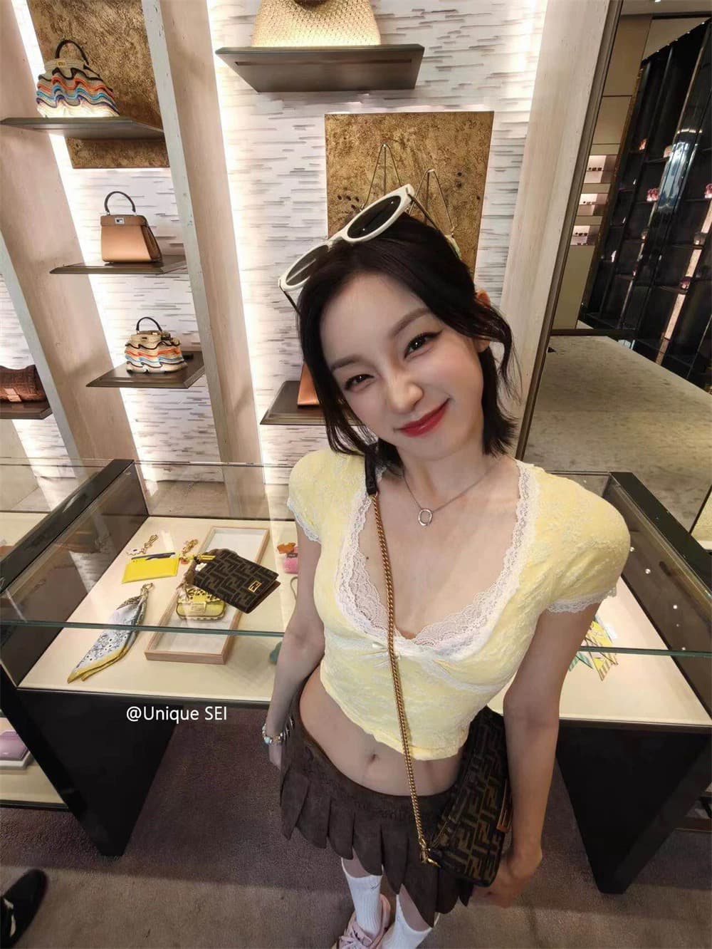 송 비 제나라 같은 단락 한 부서 여름 핫걸 레이스 조각 슬림해 보이는 다용도 반팔 티셔츠 맨위 이미지 4