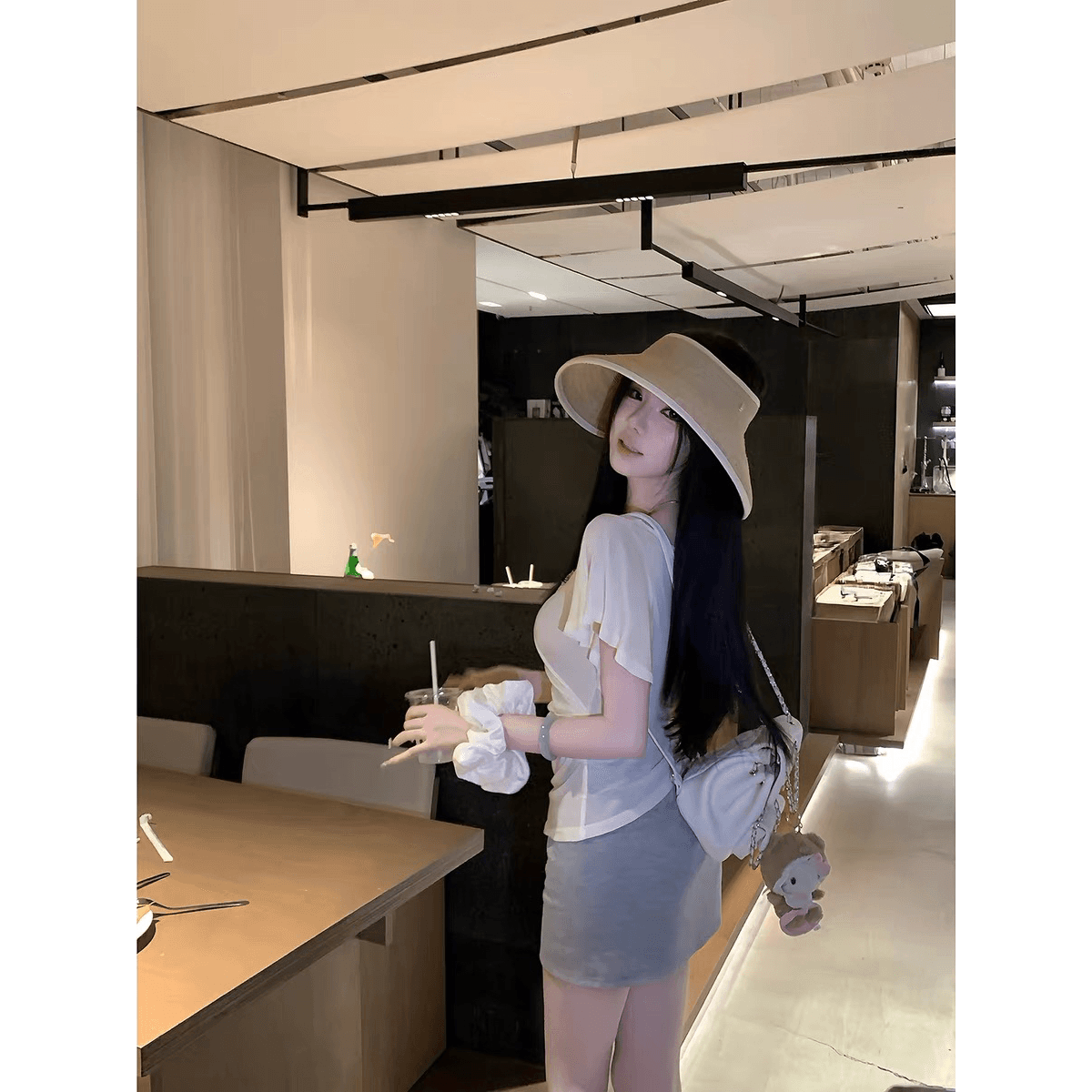 우아한 조 부드러운 구름 측면 여름 새로운 반팔 티셔츠 주간 실크 아세트산 뽕나무 누에 실크 V넥 레이스 레이스 맨위 여성 이미지 5