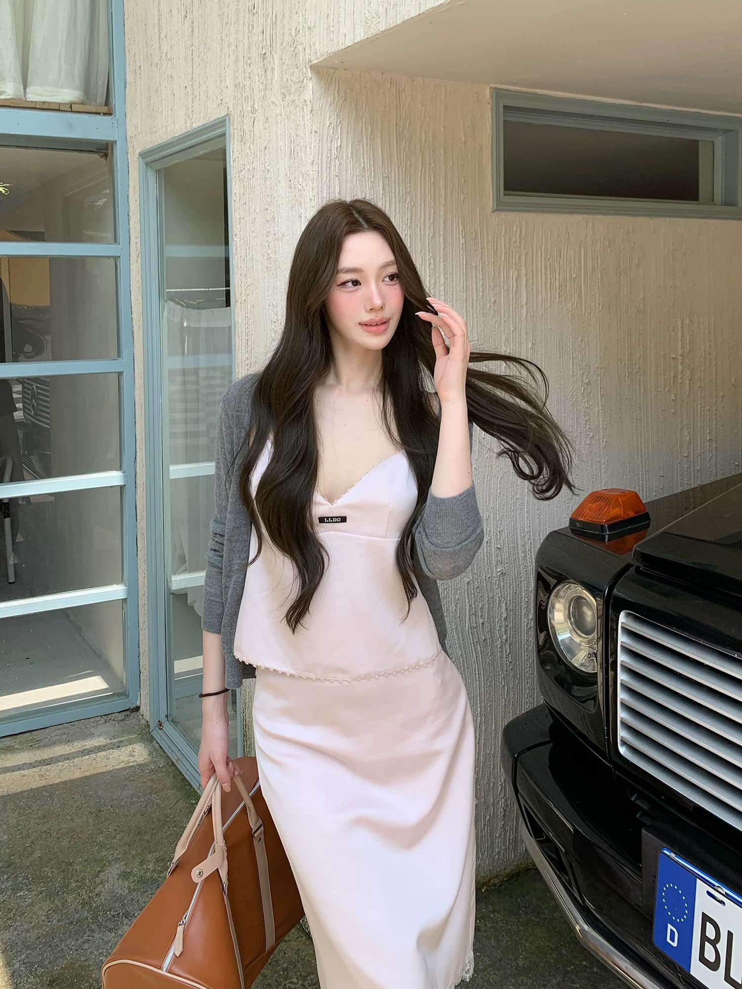 분말 비즈 한 부서 모방 아세트산 V넥 슬립 스트레이트 반신 스커트 느슨함 세트 여성 이미지 3