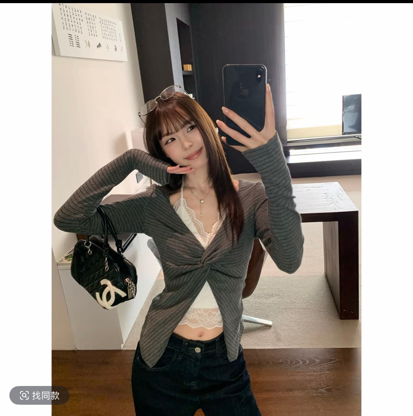 송 긍정적 인 En 8 24 블랙 회색 스트라이프 페이크 레이어드 행침 목 기본 셔츠 여성 가을 레이스 디자인 긴팔 티셔츠 ze3183 상세 이미지 1