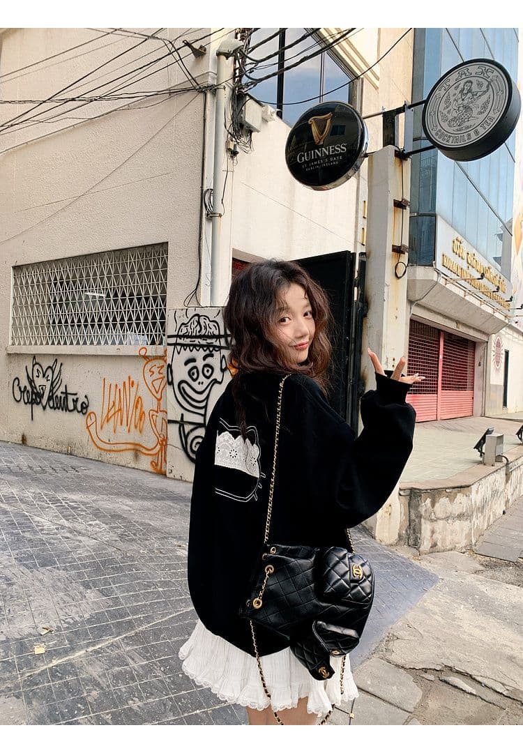 장 베이 베이 레이스 패치 자수 만화 프린트 연령 감소 후드티 상세 이미지 7