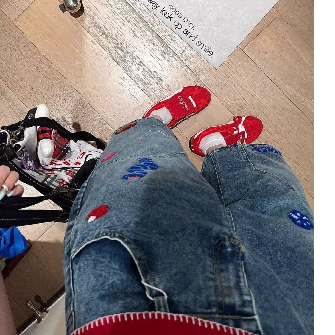 여름 재미있는 자수 데님 7부 바지 여성 여름 마 오래된 워싱 루즈핏 스트레이트 캐주얼 다용도 반바지 이미지 4