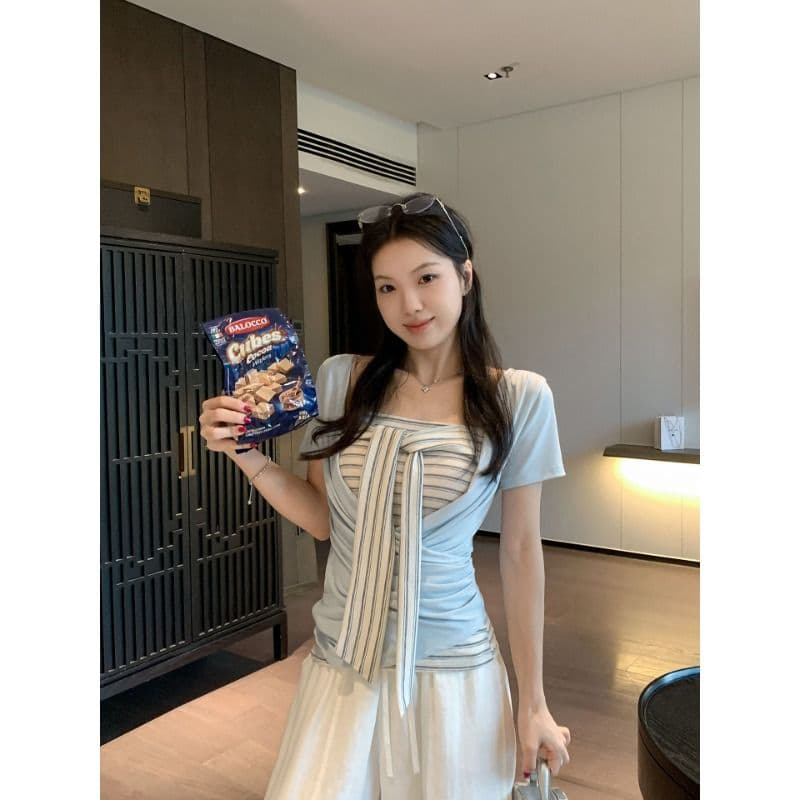 원본 것 스택 착용 두 조각 여성 세트 한 부서 십자가 V넥 티셔츠 스트라이프 레이스업 튜브탑 조끼 세트 이미지 4