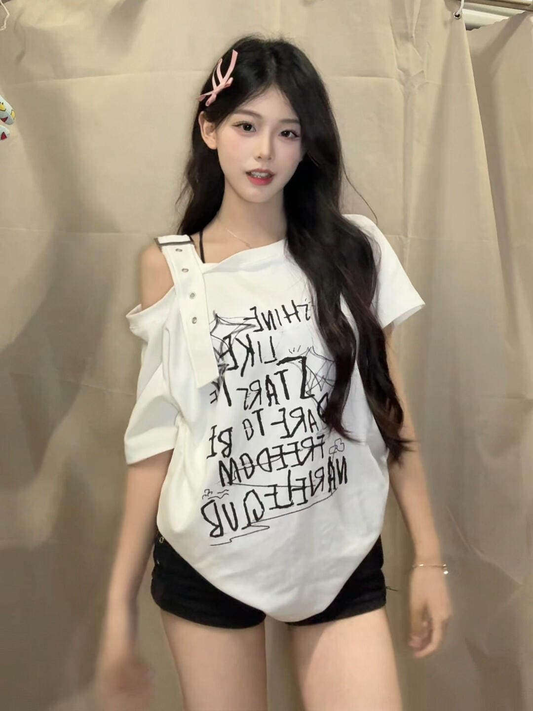아메리칸 레트로 창의성 프린트 비스듬한 어깨 반팔 티셔츠 여성 여름 루즈핏 슬림해 보이는 느긋한 달콤한 차가운 오프숄더 이미지 2
