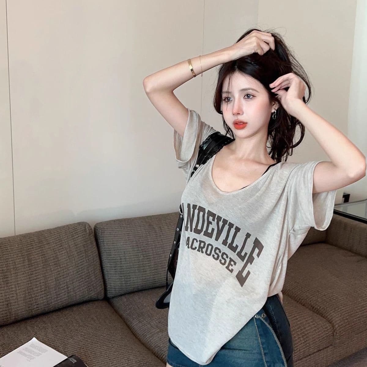 원본 원단 순수한 욕망 윈디 V넥 얇은 스타일 티셔츠 여성 여름 루즈핏 디자인 센스 반팔 맨위 트렌디 이미지 4