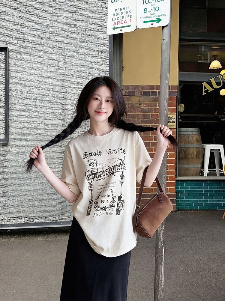원본 원단 당겨서 이후 패키지 균열 낙서 프린트 반팔 티셔츠 여성 다용도 루즈핏 슬림해 보이는 풀오버 맨위 이미지 4