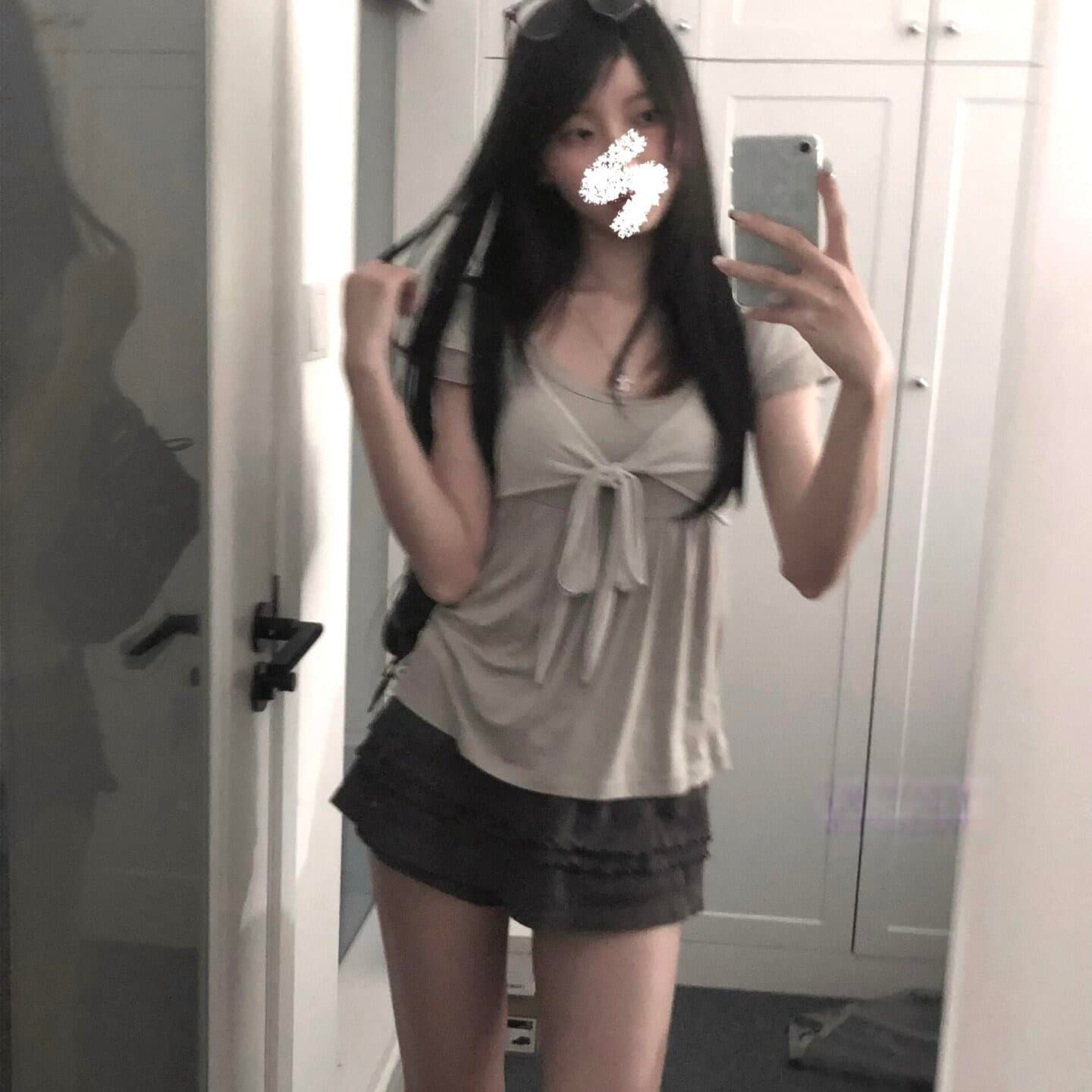 양모 한 부서 나비 매듭 스트랩 페이크 레이어드 반팔 티셔츠 여성 여름 몸매 가꾸기 핫걸 작은 키 Chic 맨위 이미지 5