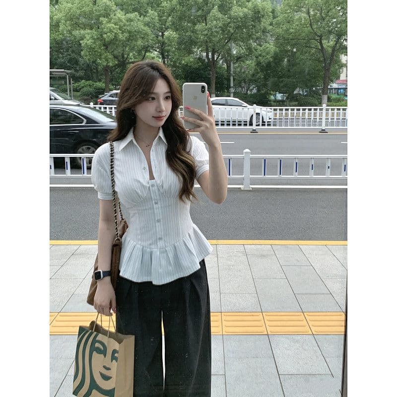 광저우 원본 품질 한 부서 스트라이프 꼬집기 허리 반팔 여성 셔츠 여름 슬림해 보이는 작은 대중 잘 생긴 맨위 상세 이미지 2