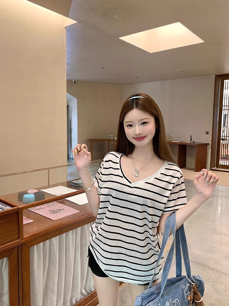 원본 컬러 짜임 기사 흑백 줄무늬 V넥 반팔 티셔츠 여성 여름 느긋한 캐주얼 바람 순수한 욕망 블라우스 맨위 상세 이미지 13