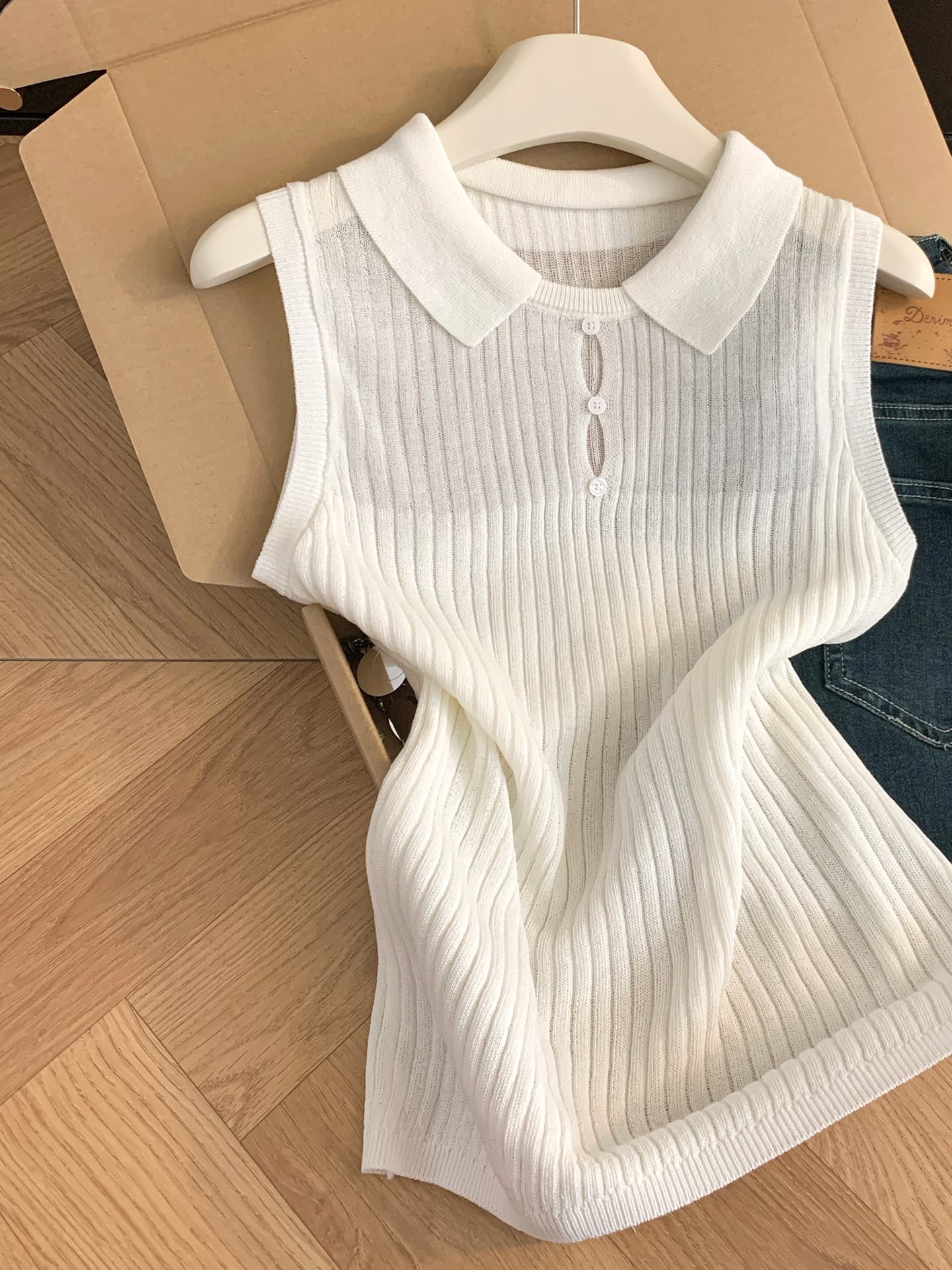 실사 통제 가격 20 한 부서 화이트 POLO 칼라 홀로우 아웃 니트 조끼 여성 여름 얼음 실크 구덩이 기사 민소매 맨위 상세 이미지 4