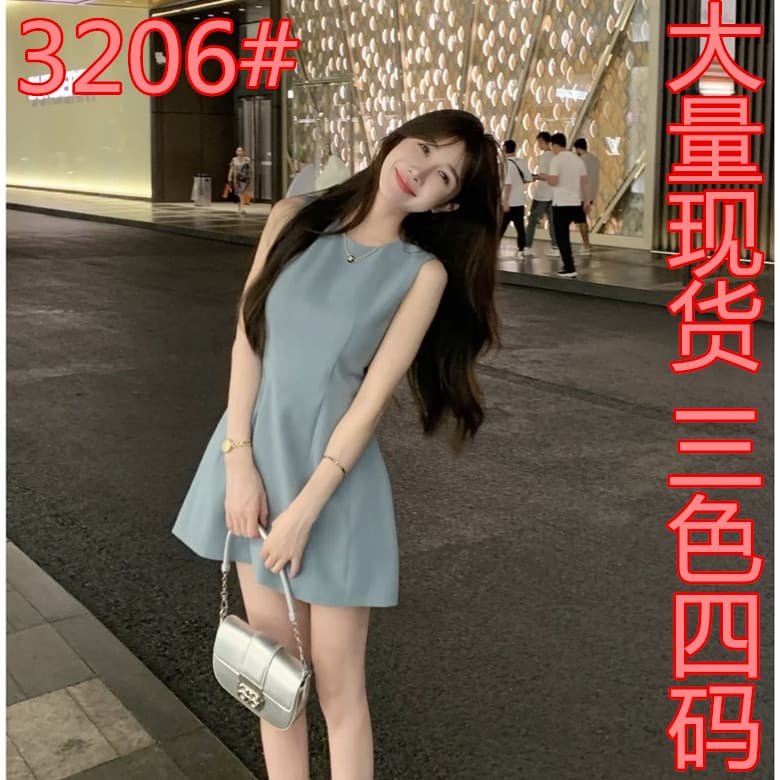라운드 넥 검정색 민소매 여성 드레스 여름 프랑스식 품격 허리 수축 몸매 가꾸기 쇼트 스타일 조끼 치마 이미지 3