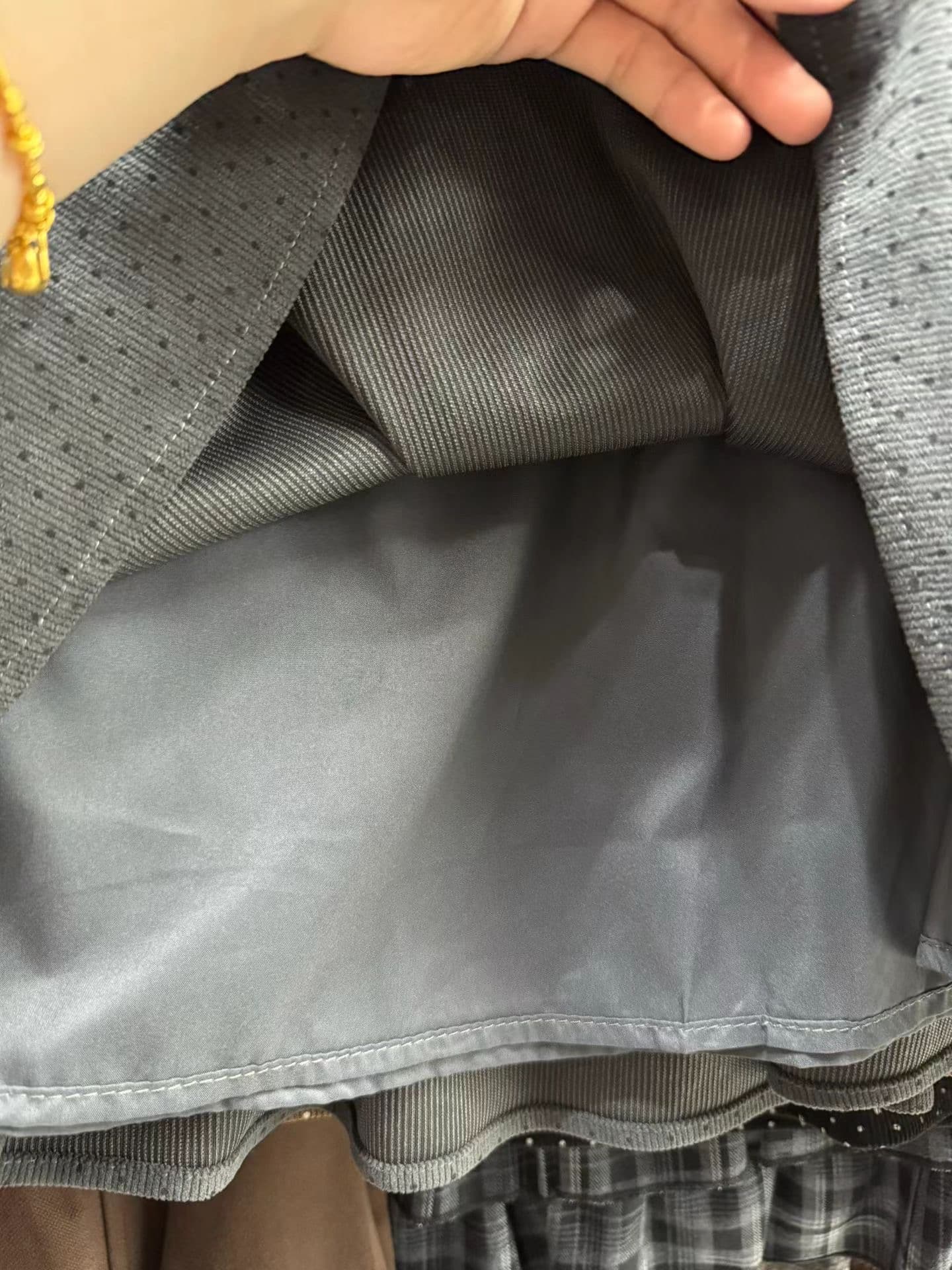 kxz 수 있습니다. 시지 레트로 도트 무늬 한 마디 반신 스커트 여성 가을 새로운 한 부서 하이웨이스트 슬림해 보이는 코듀로이 중간 스커트 상세 이미지 5
