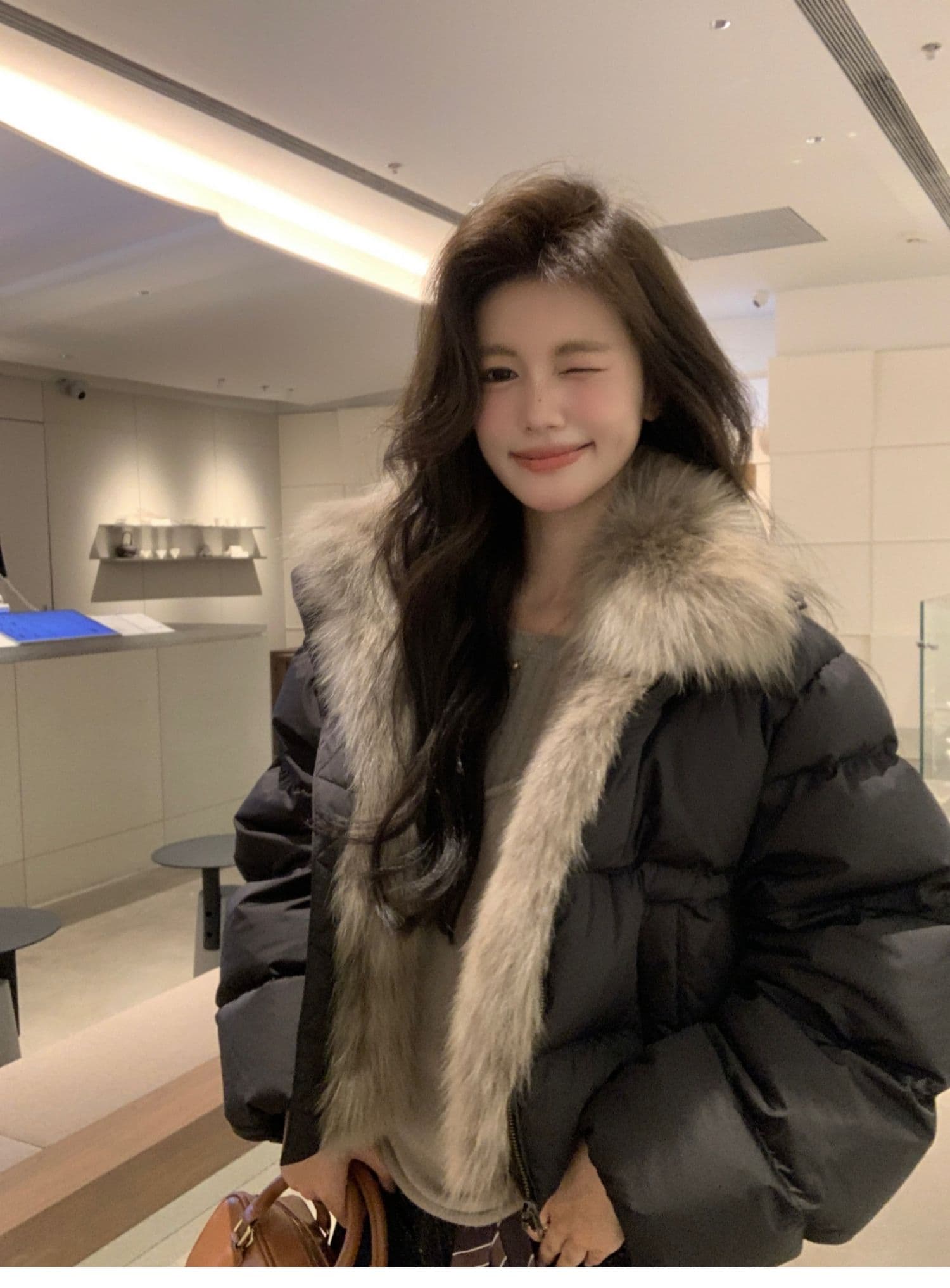 학원 패치워크 쇼트 스타일 아래 면화 의류 여성 모방 여우 모피 칼라 루즈핏 두꺼운 작은 키 한국 스타일 빵 외투 상세 이미지 12