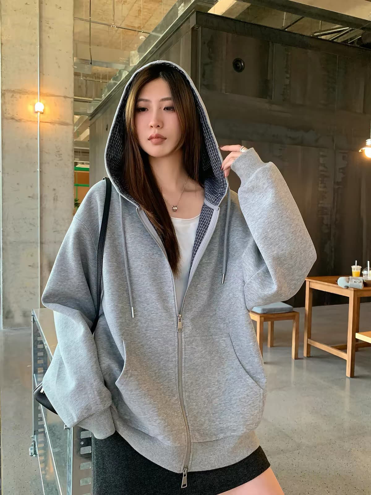 체크무늬 패치워크 디자인 느긋한 후드 티 스웨터 여성 가을 miu 부서 회색 지퍼 작은 대중 카디건 코트 이미지 3