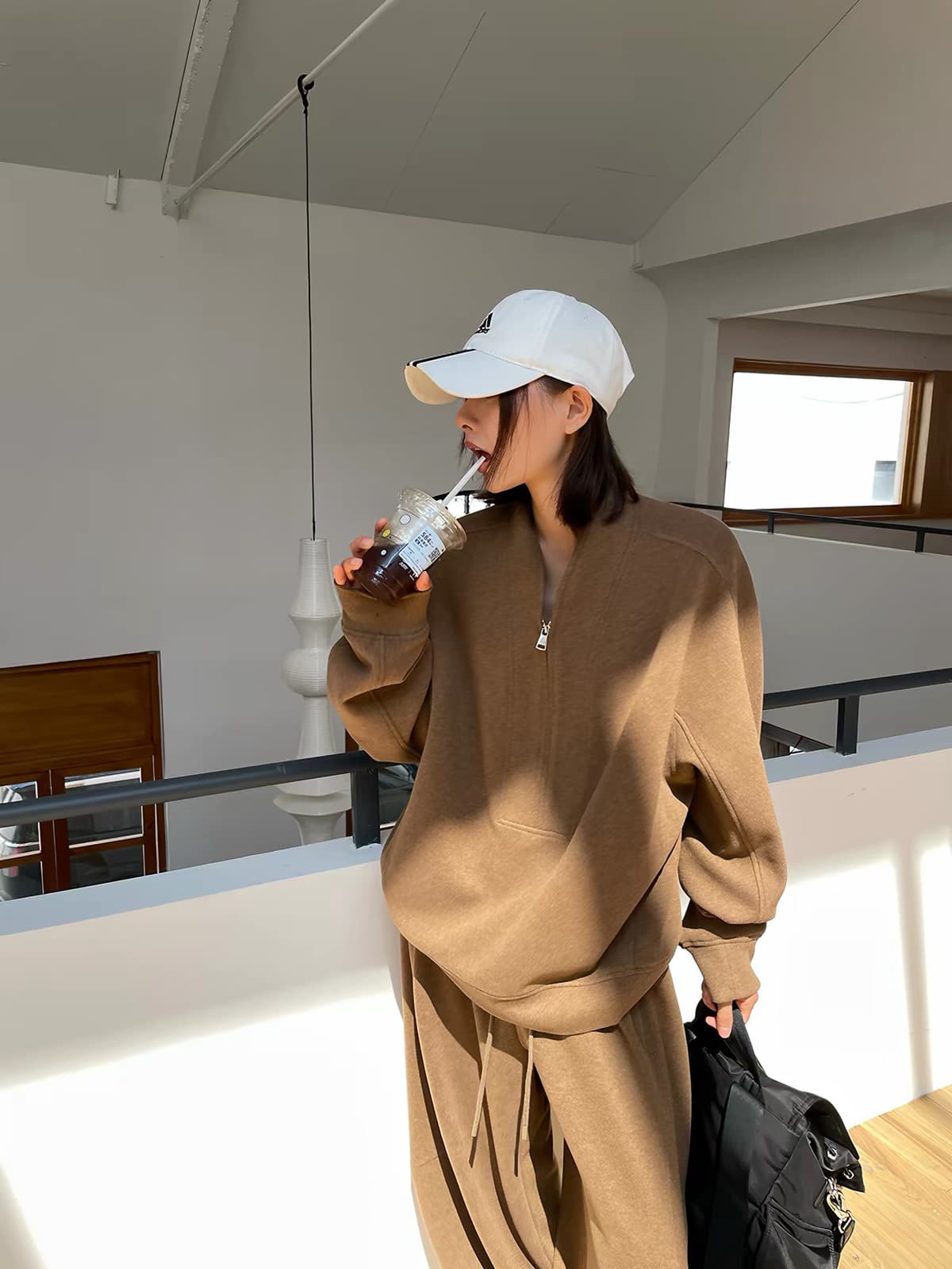 jccc 그림자 따뜻한 커피 휴일 가을 겨울 커피 색상 하프 지퍼 스탠드 칼라 프로필 모양 후드티 캐주얼 웨이 바지 세트 상세 이미지 3